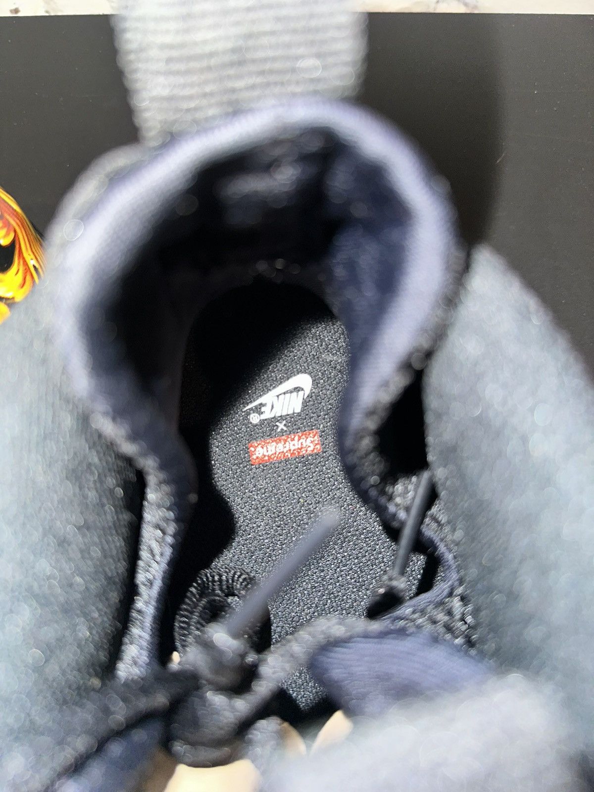 Nike × Supreme Supreme Foamposite Black 2013 DS NB size 10.5 Size US 10.5 / EU 43-44 - 6 Thumbnail