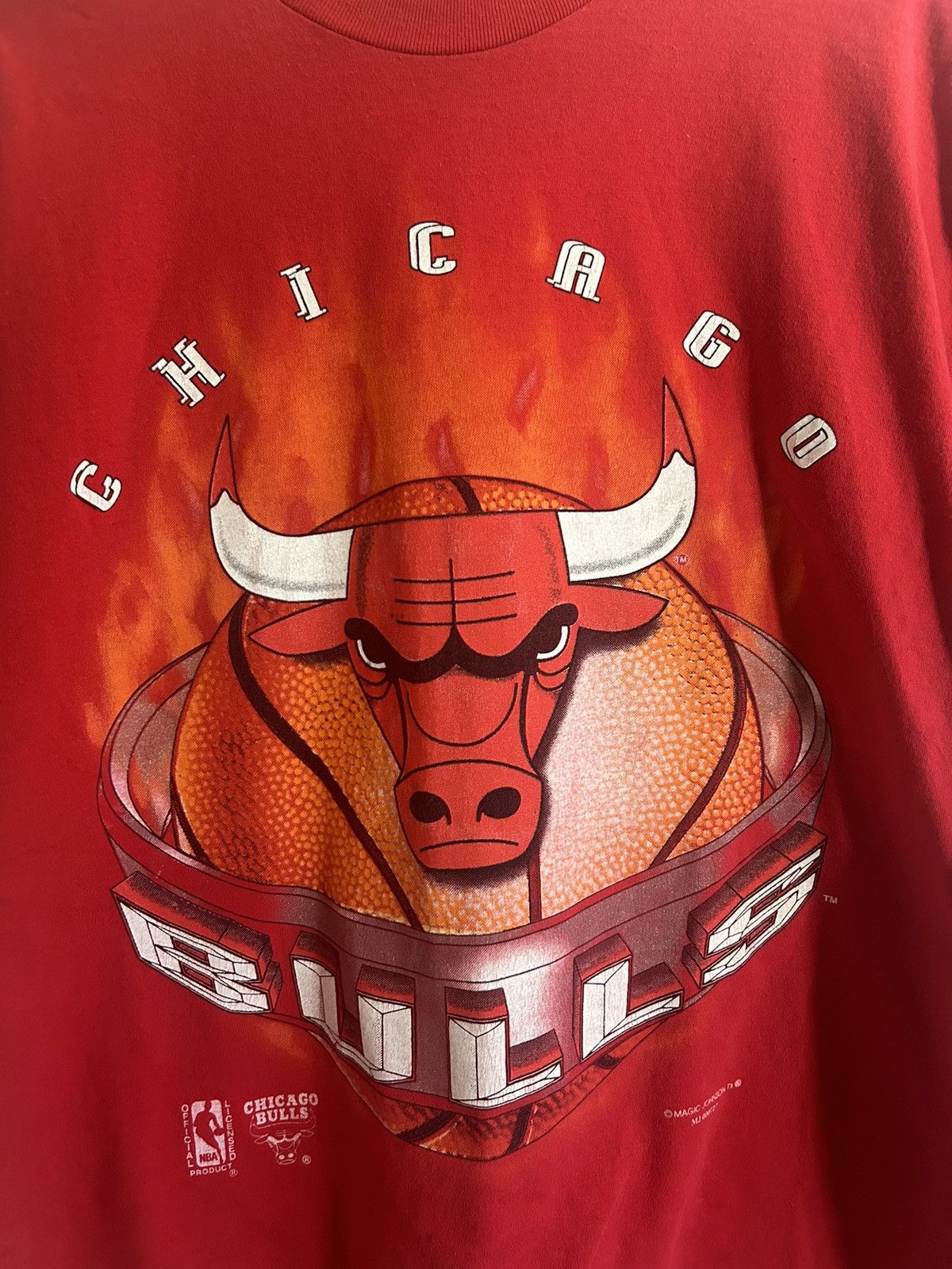 NBA × Vintage Vintage Chicago Bulls X Magic Johnson Tee Size US XL / EU 56 / 4 - 2 Thumbnail