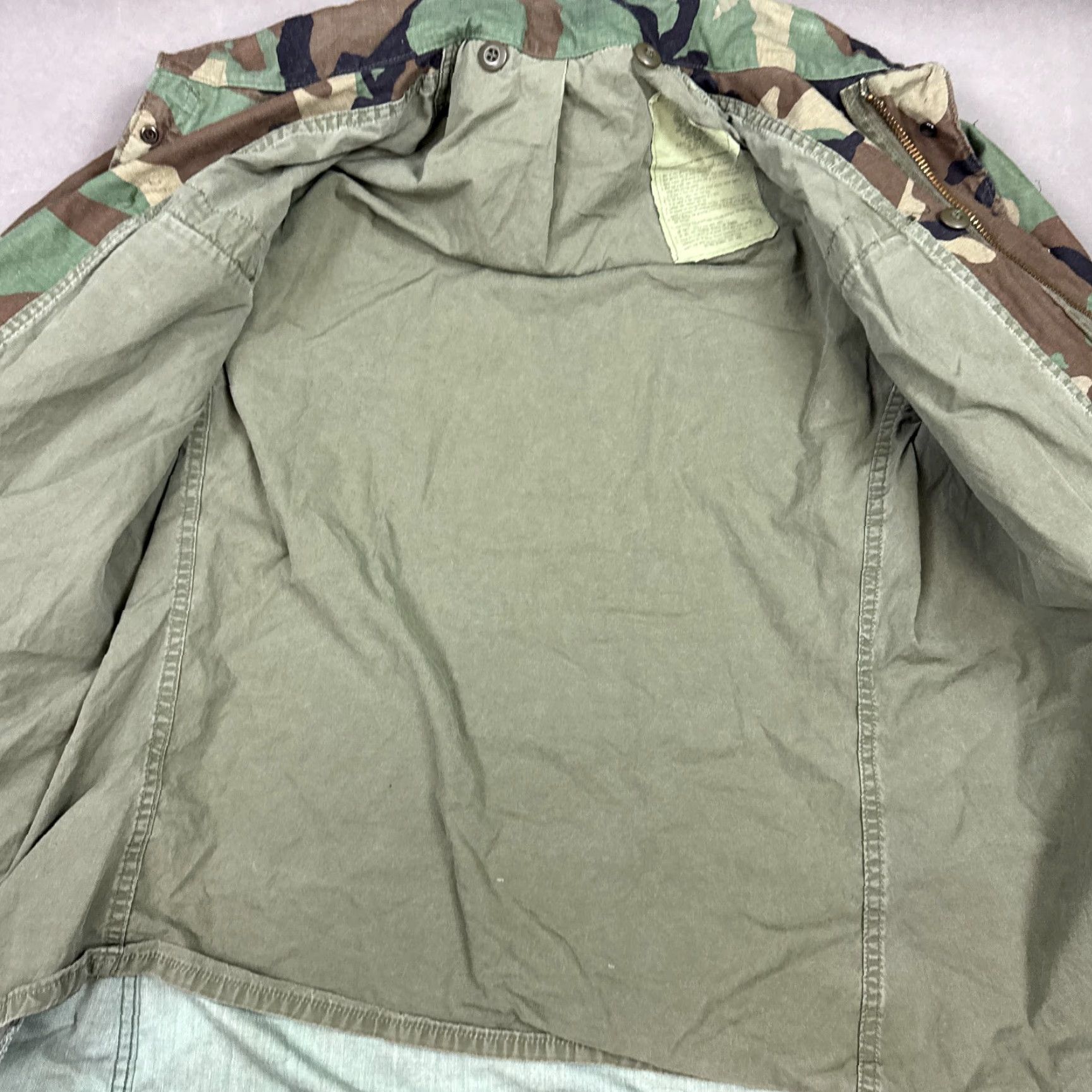 Vintage VINTAGE US ARMY JACKET Men M65 Coat Camouflage Green 80s Cold Weather Hooded Full Zip Lined Insulated Pockets All Seasons Regular Size M 44 in Mens Size US M / EU 48-50 / 2 - 4 Thumbnail