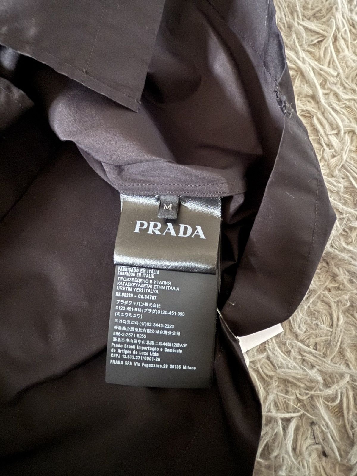 Prada SS21 signaux graphic printed shirt Size US M / EU 48-50 / 2 - 5 Thumbnail