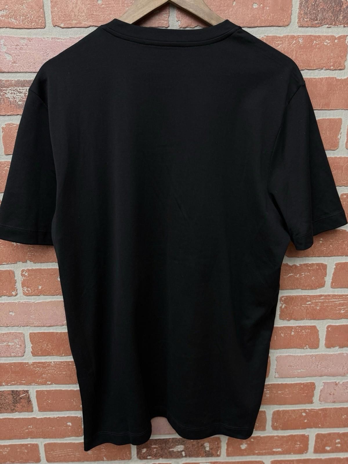 Louis Vuitton LOUIS VUITTON T-Shirt LV Tee Cotton Black Men’s Size Large Size US L / EU 52-54 / 3 - 7 Thumbnail