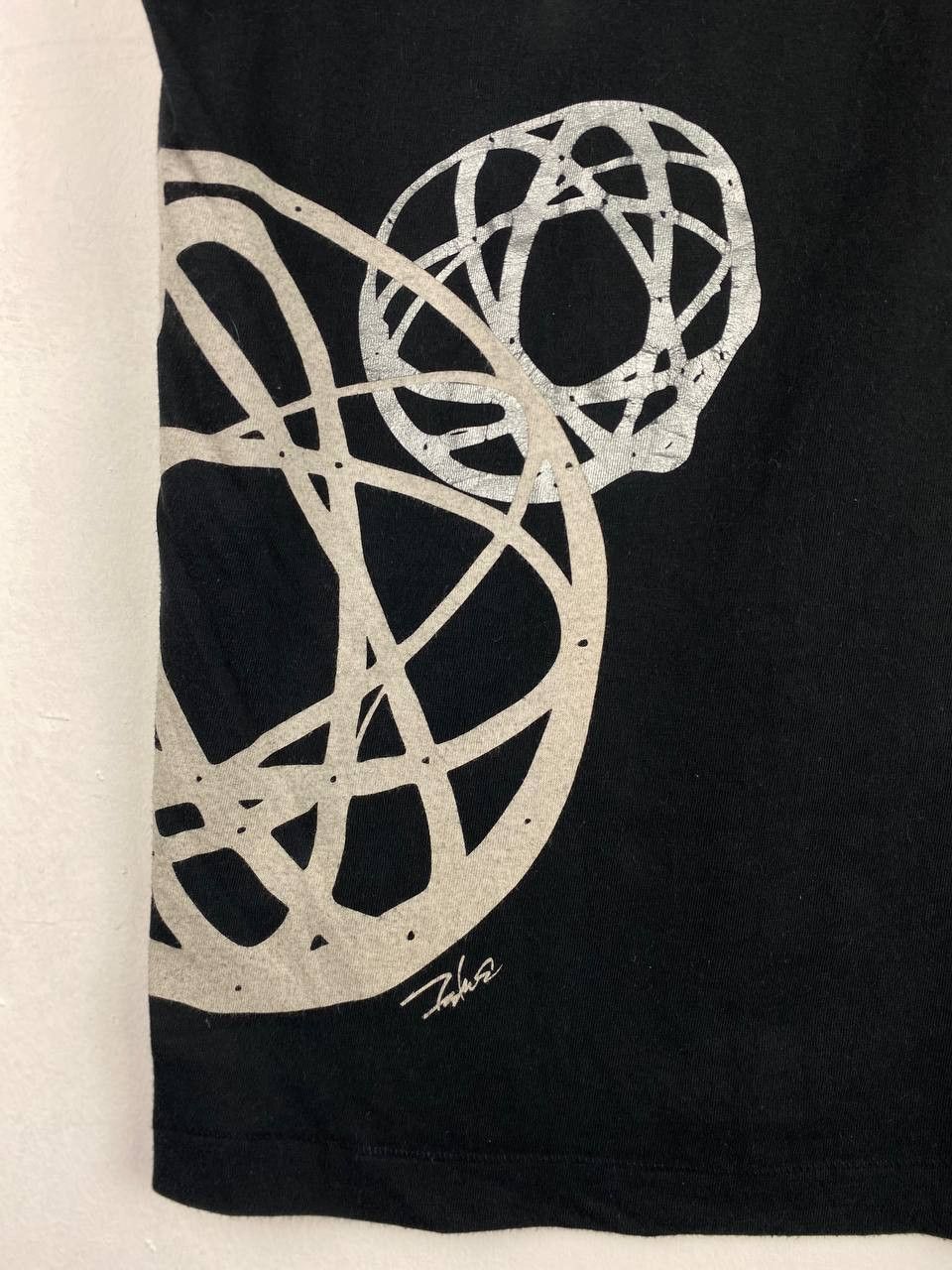 Futura uniqlo x futura japanese brands tee nice design Size US L / EU 52-54 / 3 - 8 Thumbnail