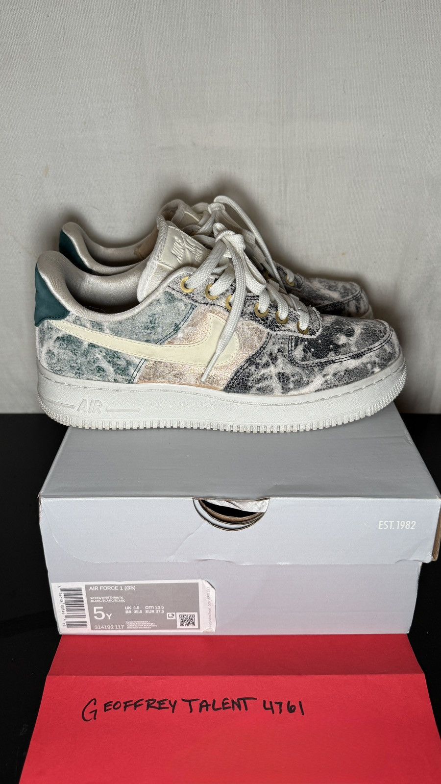 Nike Nike Air Force 1 Low “Marble” / White Grey Pattern (GS Sz 5) Size US 6.5 / IT 36.5 - 2 Thumbnail