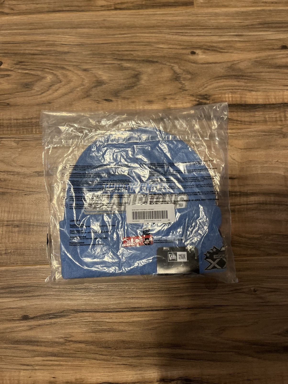 Supreme Supreme New Era Football Beanie Size ONE SIZE - 3 Thumbnail