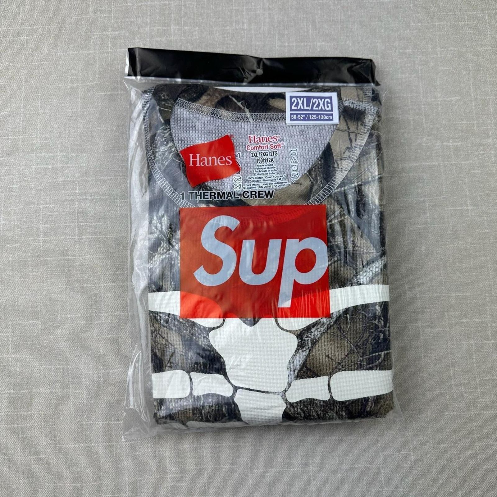 Supreme Supreme x Hanes Bone Thermal in Woodland Camo Size US XXL / EU 58 / 5 - 3 Thumbnail