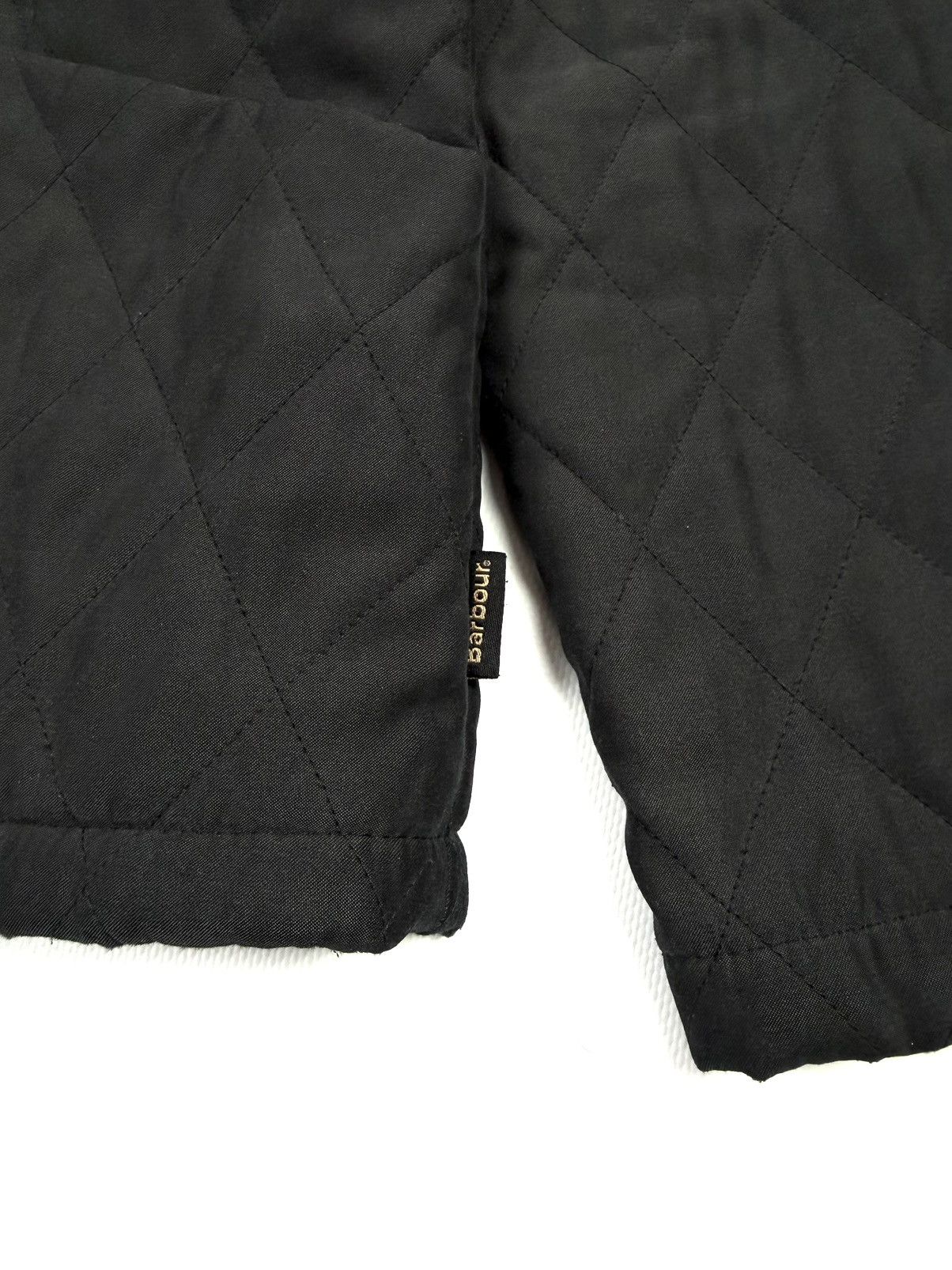 Barbour Barbour SHAPED M’FIBRE QUILT SHORT Women’s Jacket Vintage L Size L / US 10 / IT 46 - 14 Thumbnail