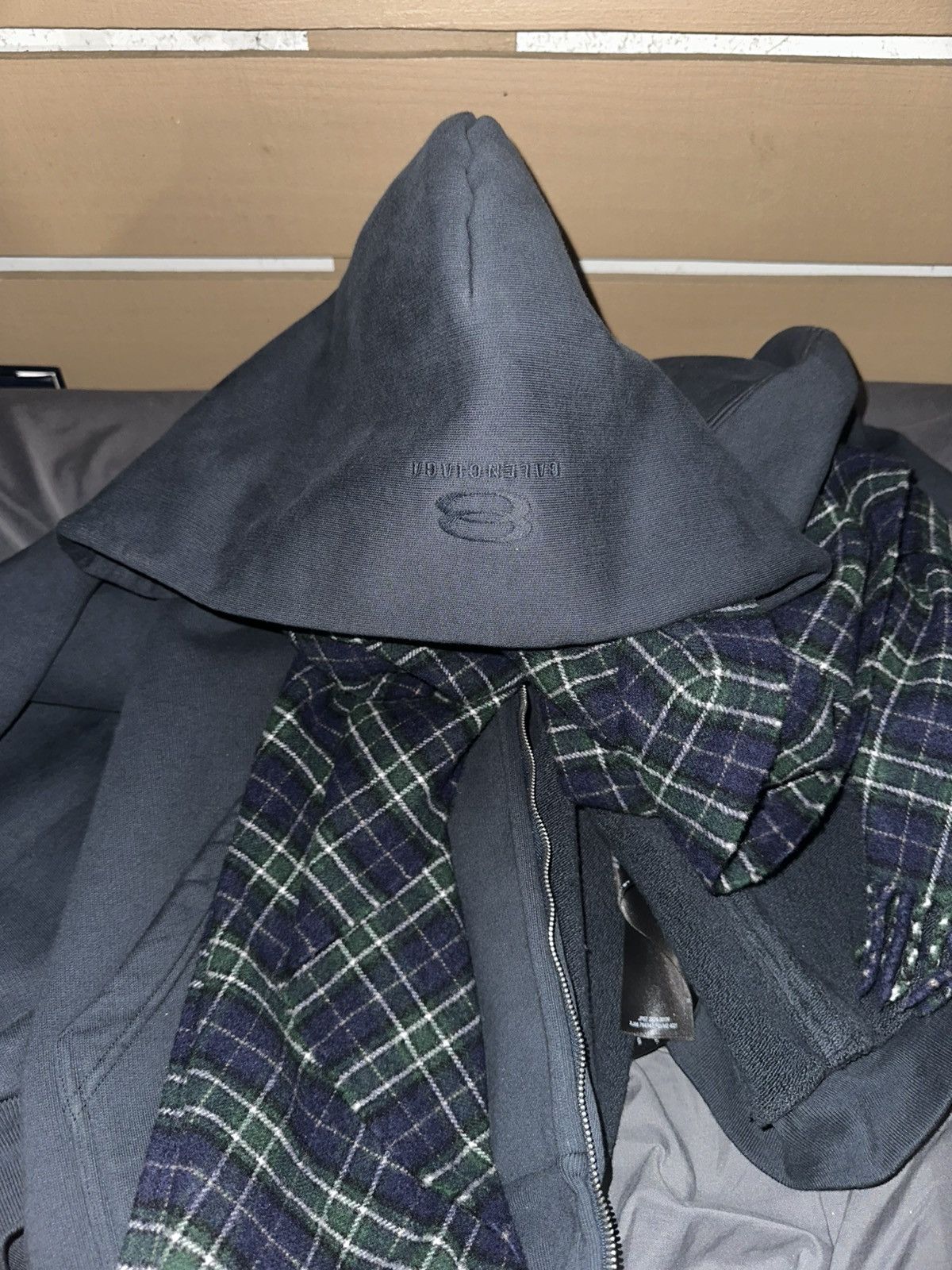 Balenciaga Balenciaga Scarf incognito hoodie size 2 Size US M / EU 48-50 / 2 - 3 Thumbnail