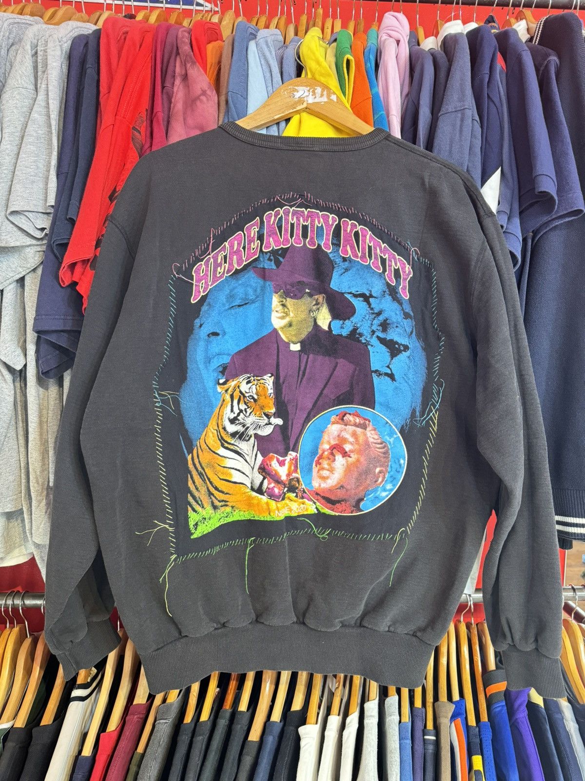 Rap Tees × Vintage Vintage Tiger King Joe Exotic Cut & Sew Sweatshirt Size US XL / EU 56 / 4 - 5 Thumbnail