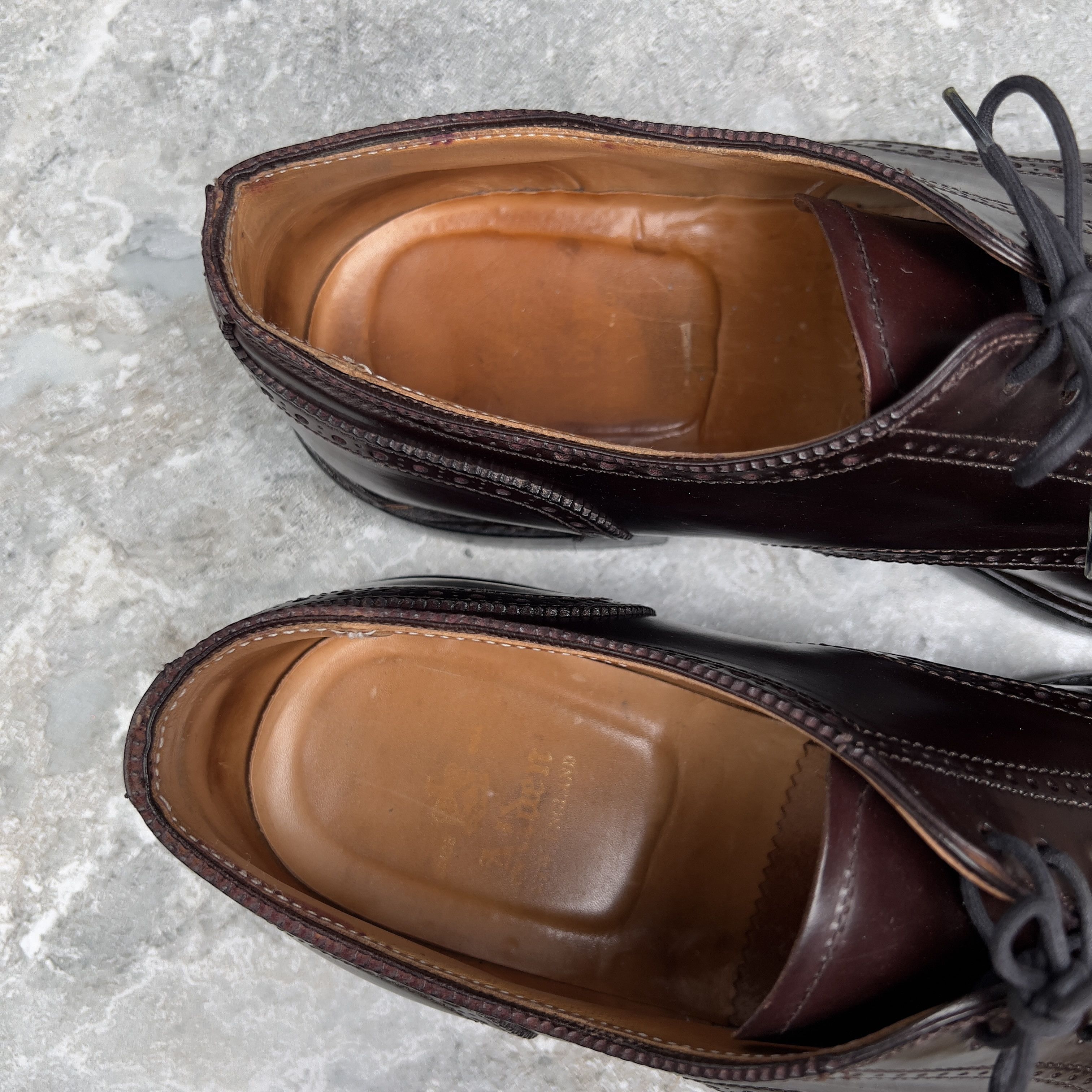Alden Alden Medallion Cap Toe Full Brogues Derby Shell Cordovan Size US 9.5 / EU 42-43 - 8 Thumbnail