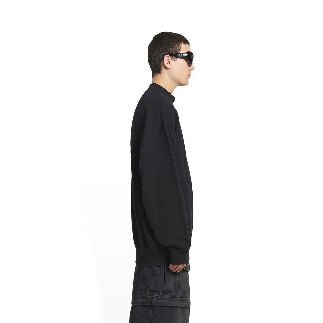 Balenciaga o1srvl11e1124 BB Corp Sweatshirt in Black Size US L / EU 52-54 / 3 - 4 Thumbnail