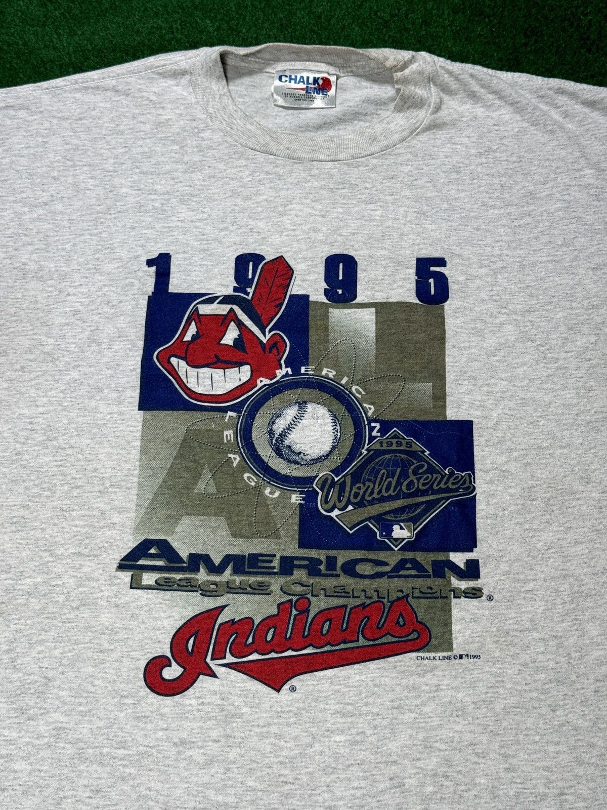 Chalk Line × Vintage 90s Cleveland Indians 1995 World Series Chalk Line T Shirt Size US XXL / EU 58 / 5 - 2 Thumbnail