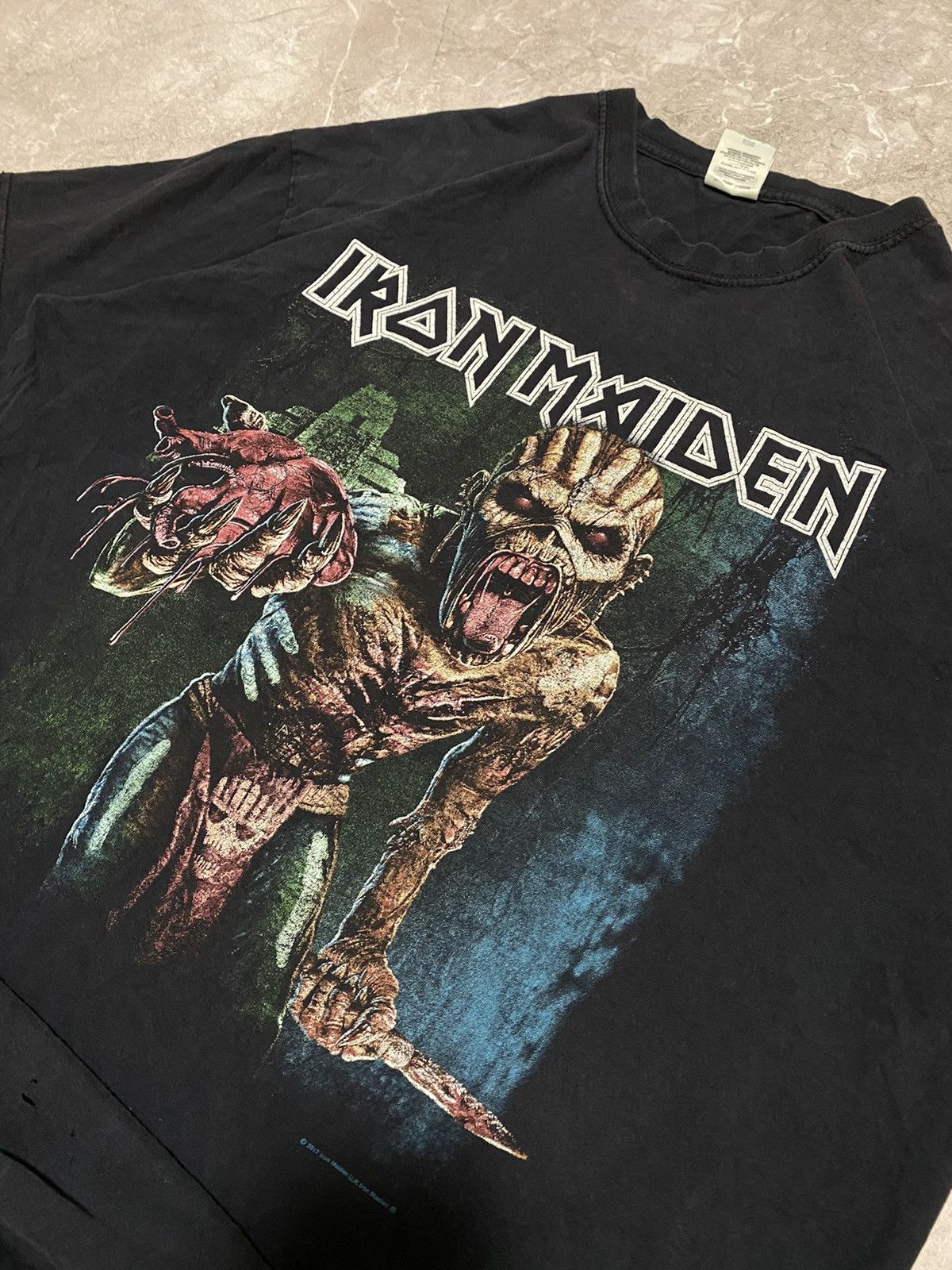 Iron Maiden Vintage Iron Maiden 2017 World Tour Shirt The Book of Souls Size US XL / EU 56 / 4 - 6 Thumbnail