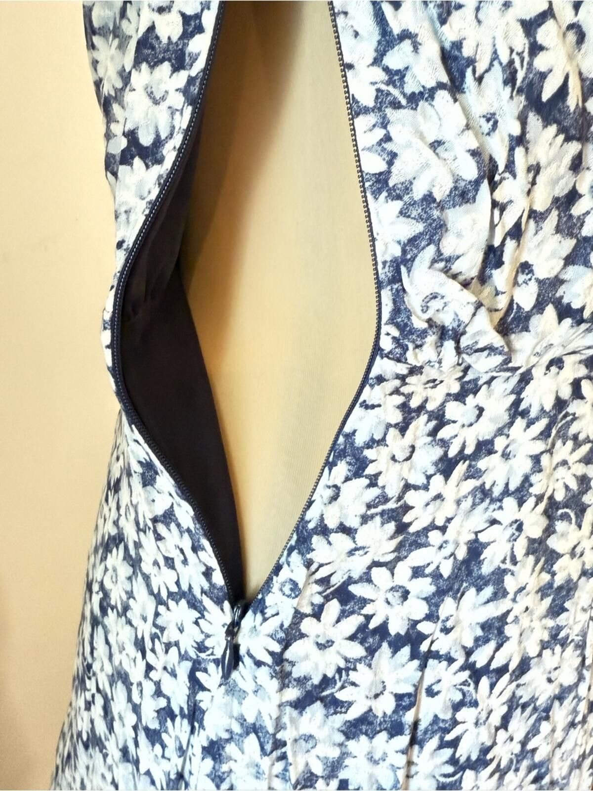 Other Sadie & Sage floral mini dress blue & white ruffled SZ SM Size S / US 4 / IT 40 - 5 Thumbnail