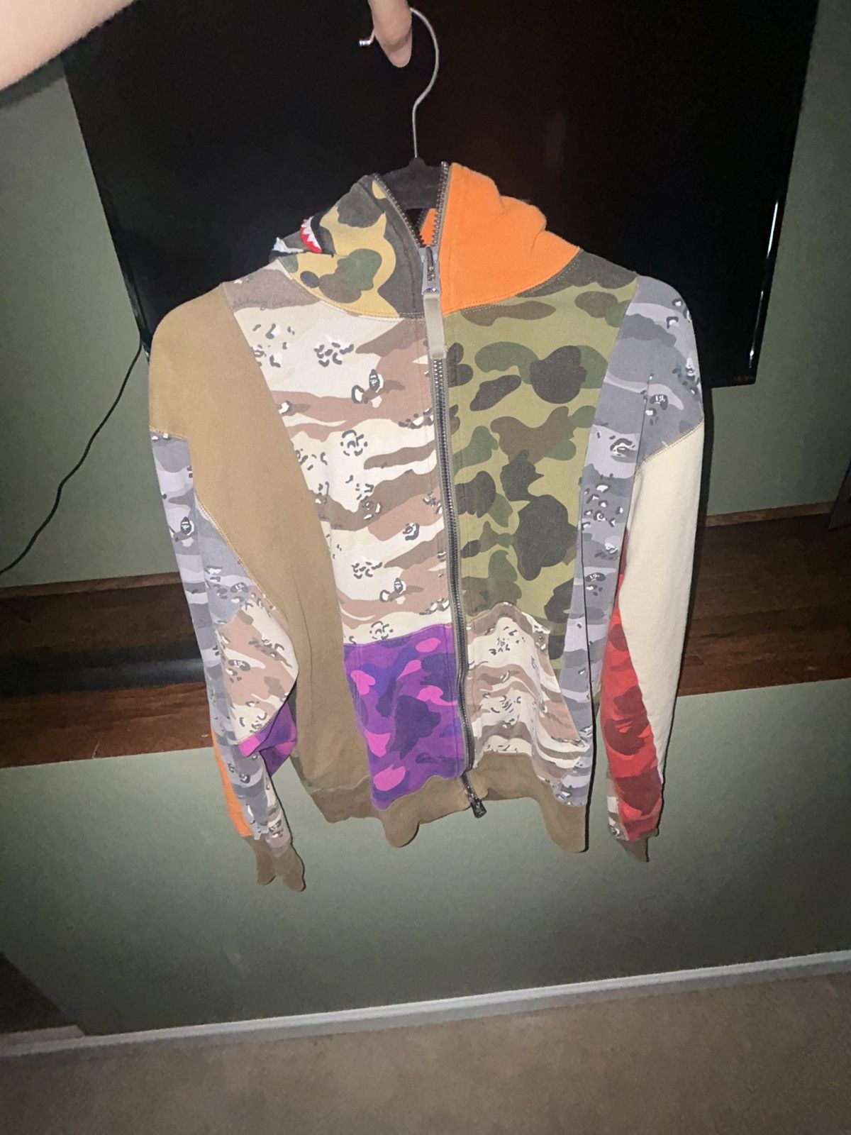 Bape A Bathing Ape Crazy Camo Full Zip Hoodie ‘Multi’ Size US L / EU 52-54 / 3 - 1 Thumbnail