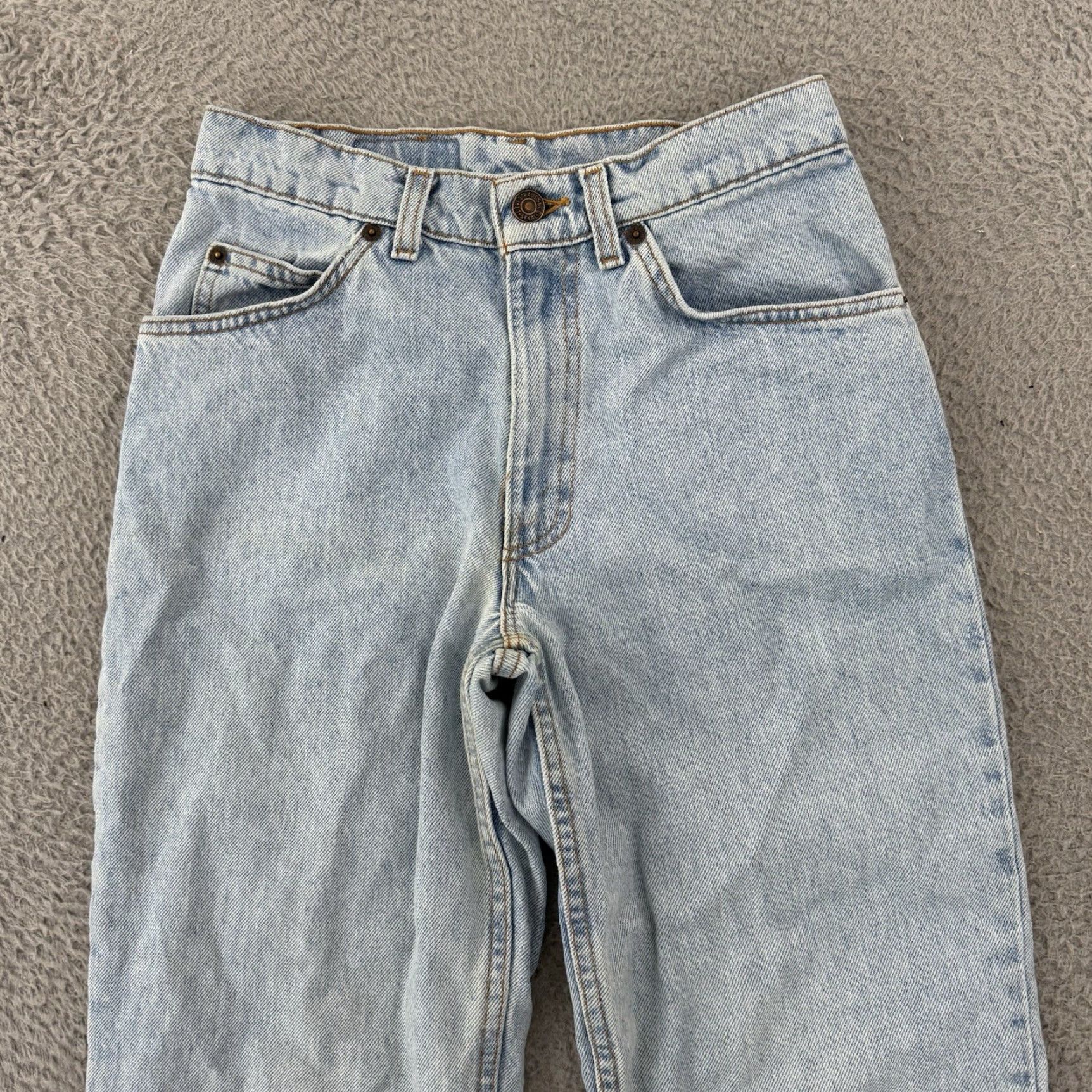 Levi's VINTAGE Levi's 550 Jeans 26x28 Blue Straight 90s Denim Orange Tab Cowboy Mens Jeans 5-Pocket Dark Wash Pattern Solid Size US 26 / EU 42 - 3 Thumbnail