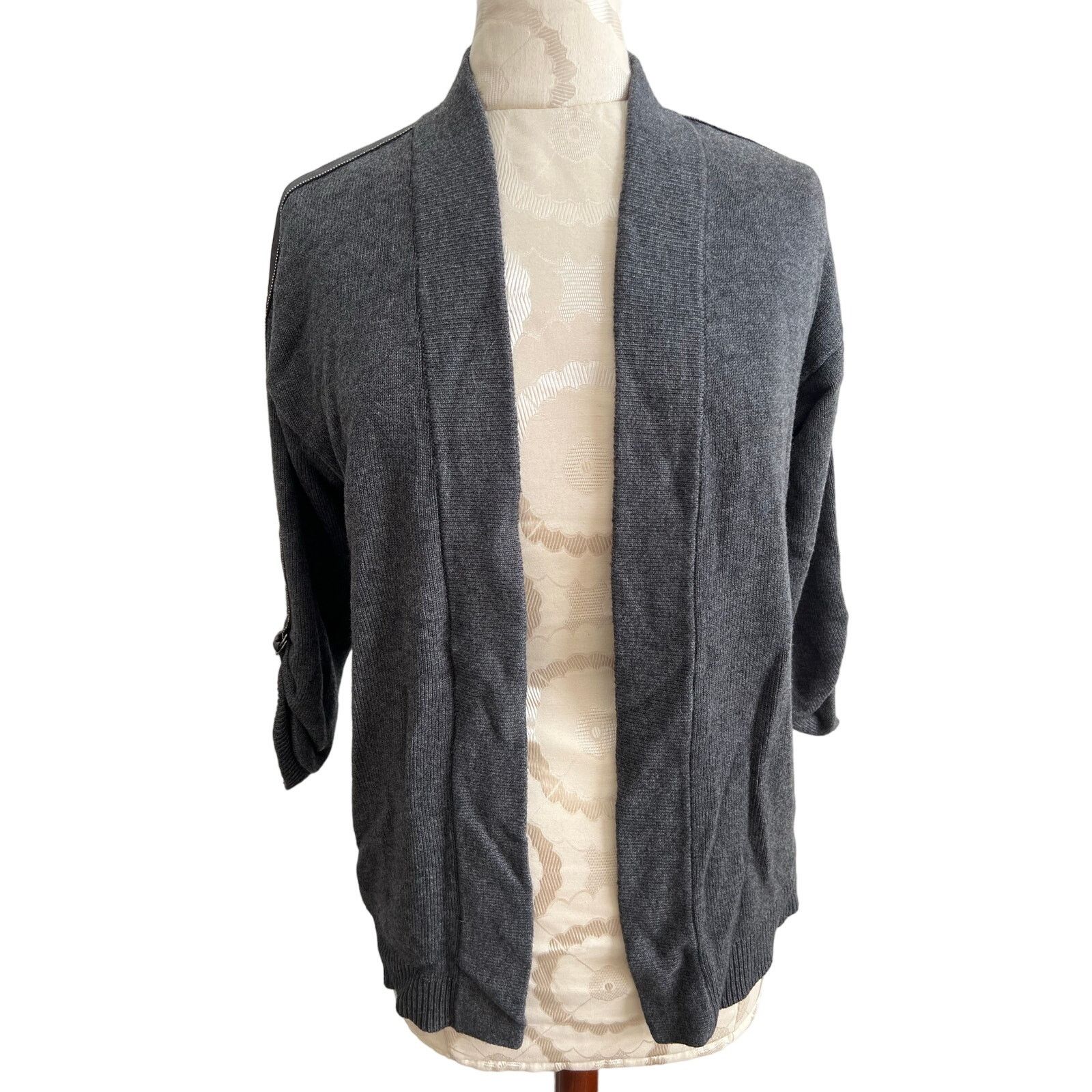 White House Black Market White House Black Market Gray 3/4 Cardigan Small Size S / US 4 / IT 40 - 1 Thumbnail
