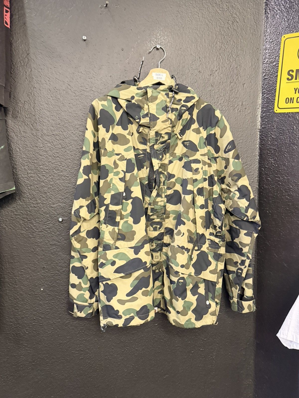 Bape Bape Camo Ski Jacket Size US L / EU 52-54 / 3 - 1 Thumbnail