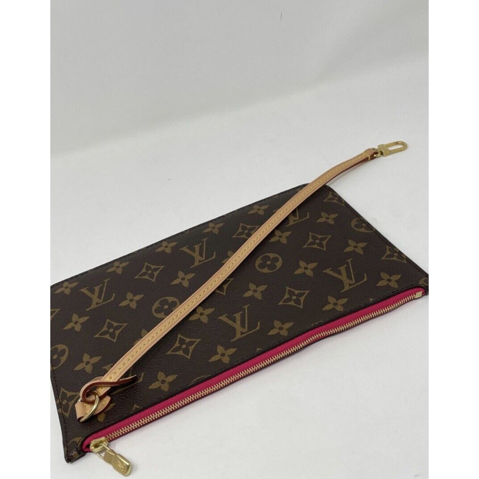 Louis Vuitton LOUIS VUITTON Large Monogram Pink Pouch Pochette Clutch Size ONE SIZE - 5 Thumbnail