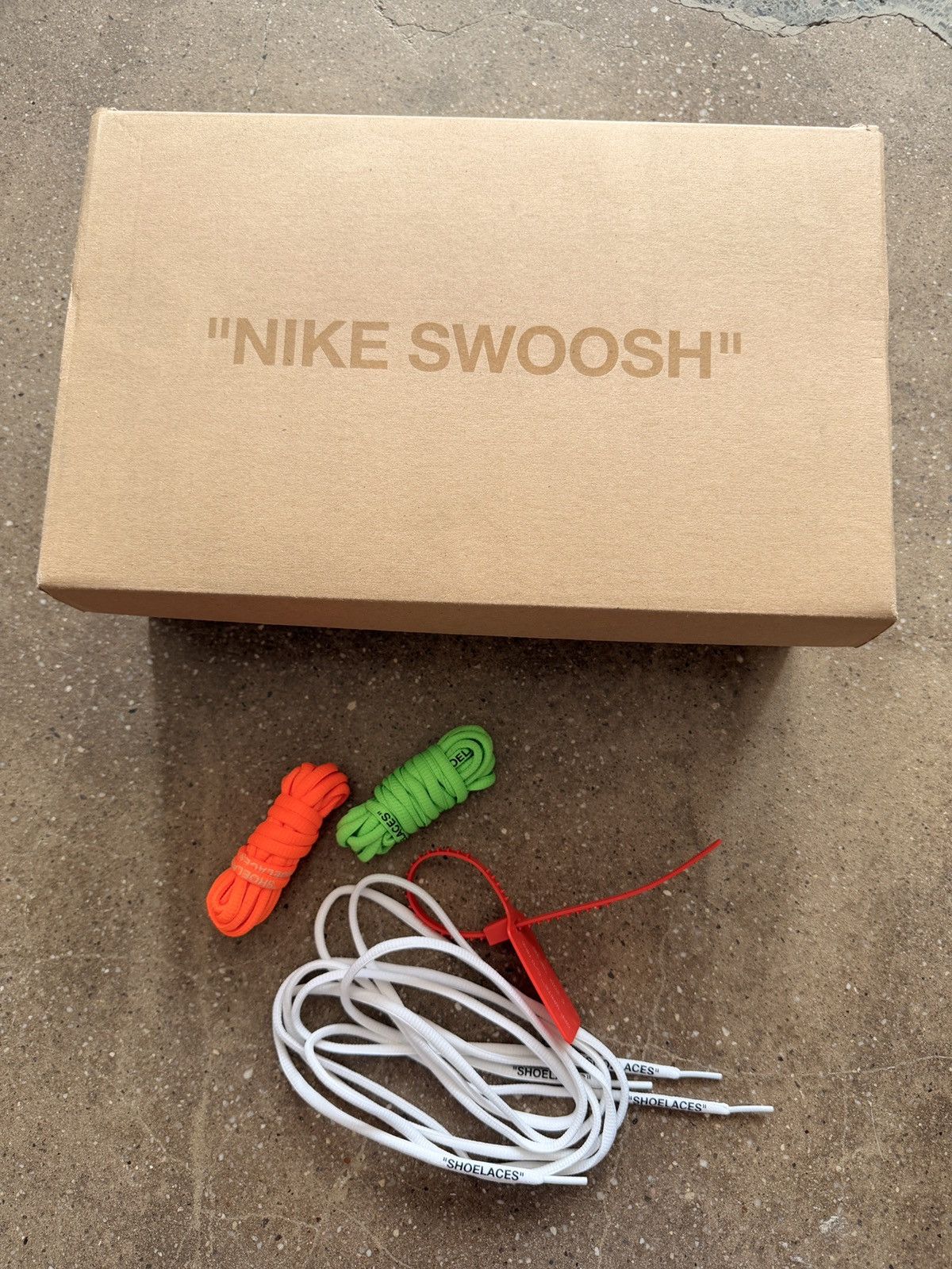 Nike × Off-White OG off white presto very clean Size US 8 / EU 41 - 9 Thumbnail