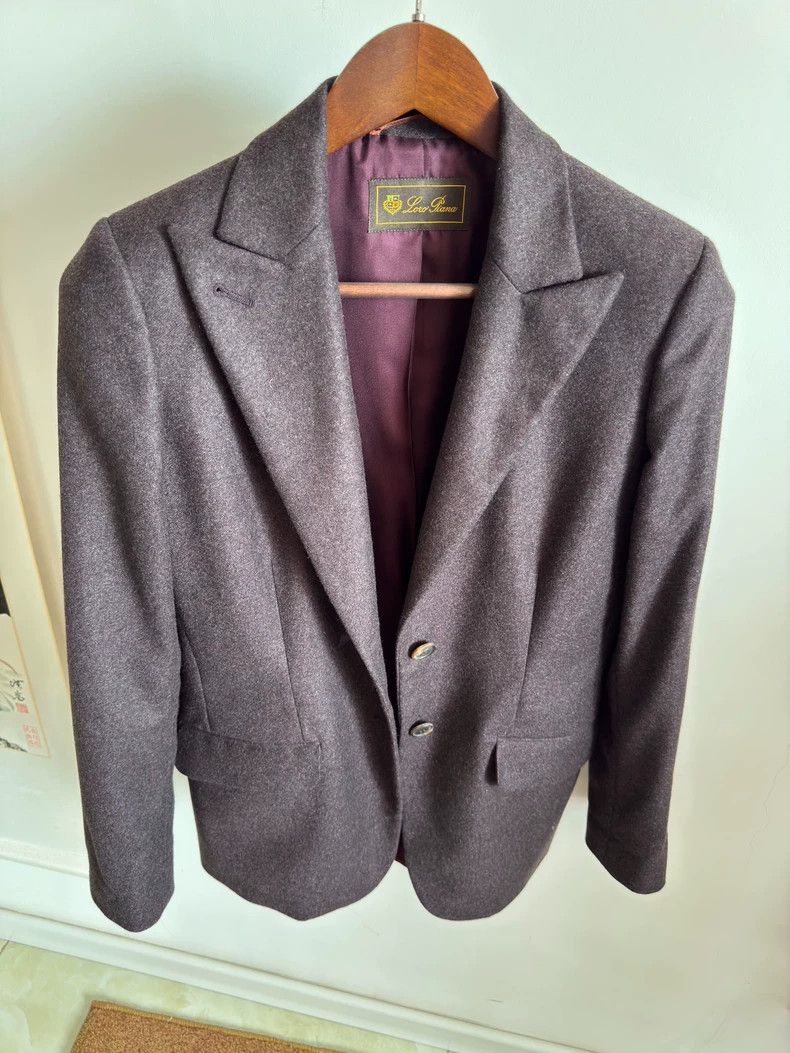 Loro Piana LORO PIANA size44 Scented purple cashmere women's suit Size M / US 6-8 / IT 42-44 - 2 Thumbnail