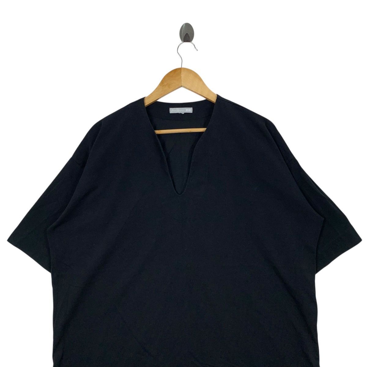 Uniqlo MAME KUROGOUCHI x UNIQLO Plain Oversize No Button Tshirt Size US XL / EU 56 / 4 - 2 Thumbnail