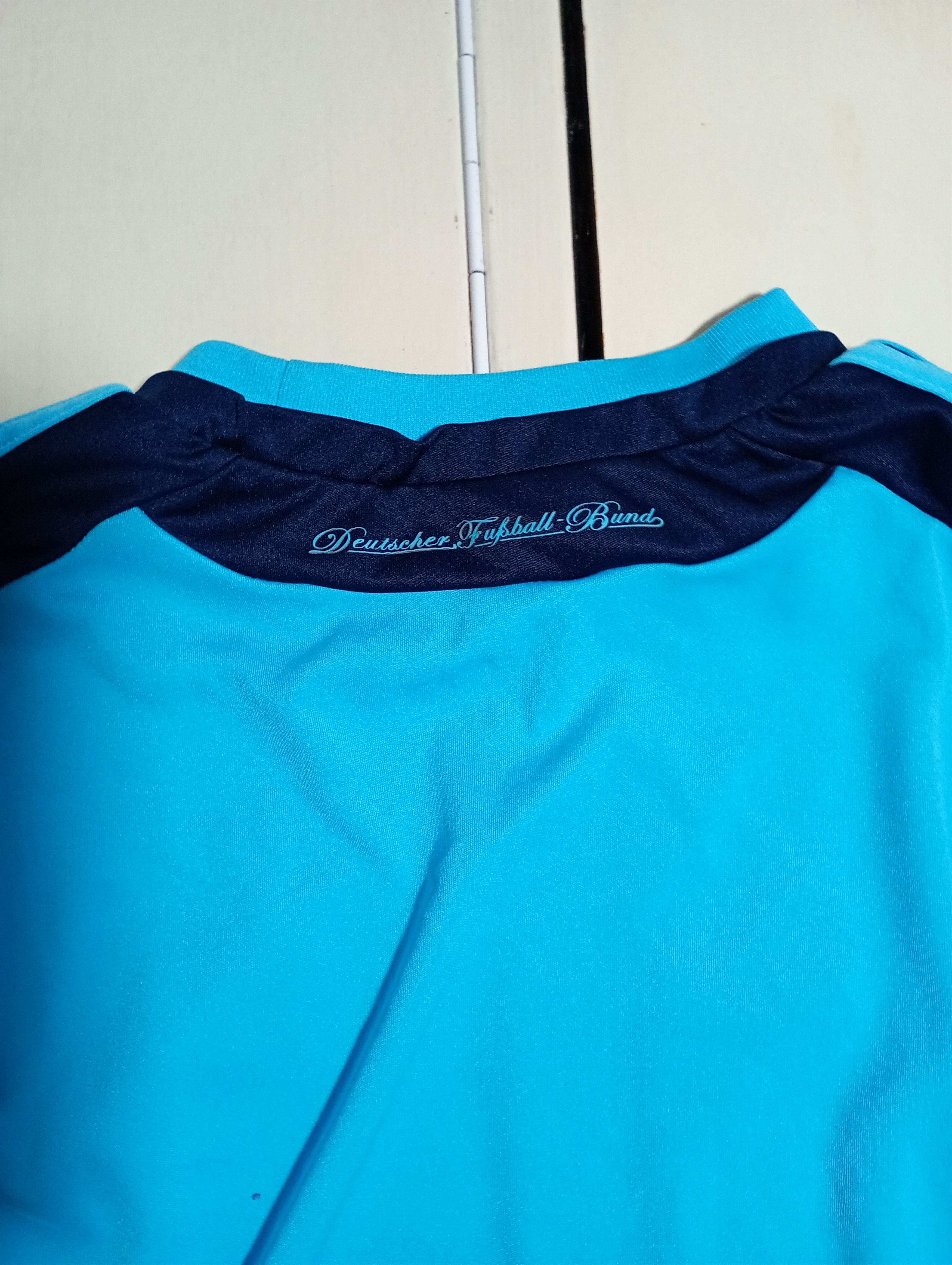 Adidas Adidas Germany Goalkeeper Jersey 2011 kids size XL Size US S / EU 44-46 / 1 - 12 Thumbnail