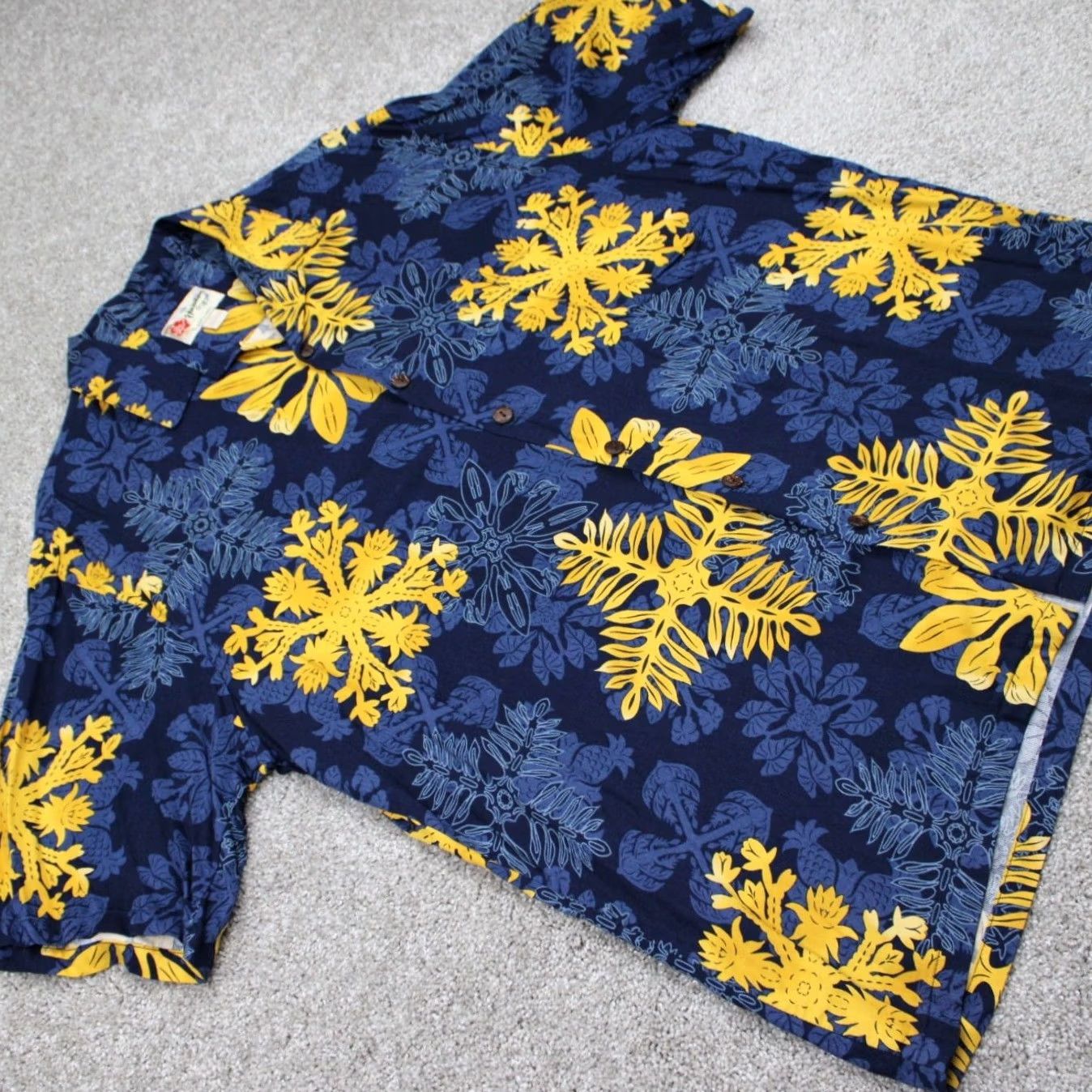 Hilo Hattie Hilo Hattie Shirt Mens XL Blue/Yellow Floral Hawaiian 100% Rayon Short Sleeve Size US XL / EU 56 / 4 - 6 Thumbnail
