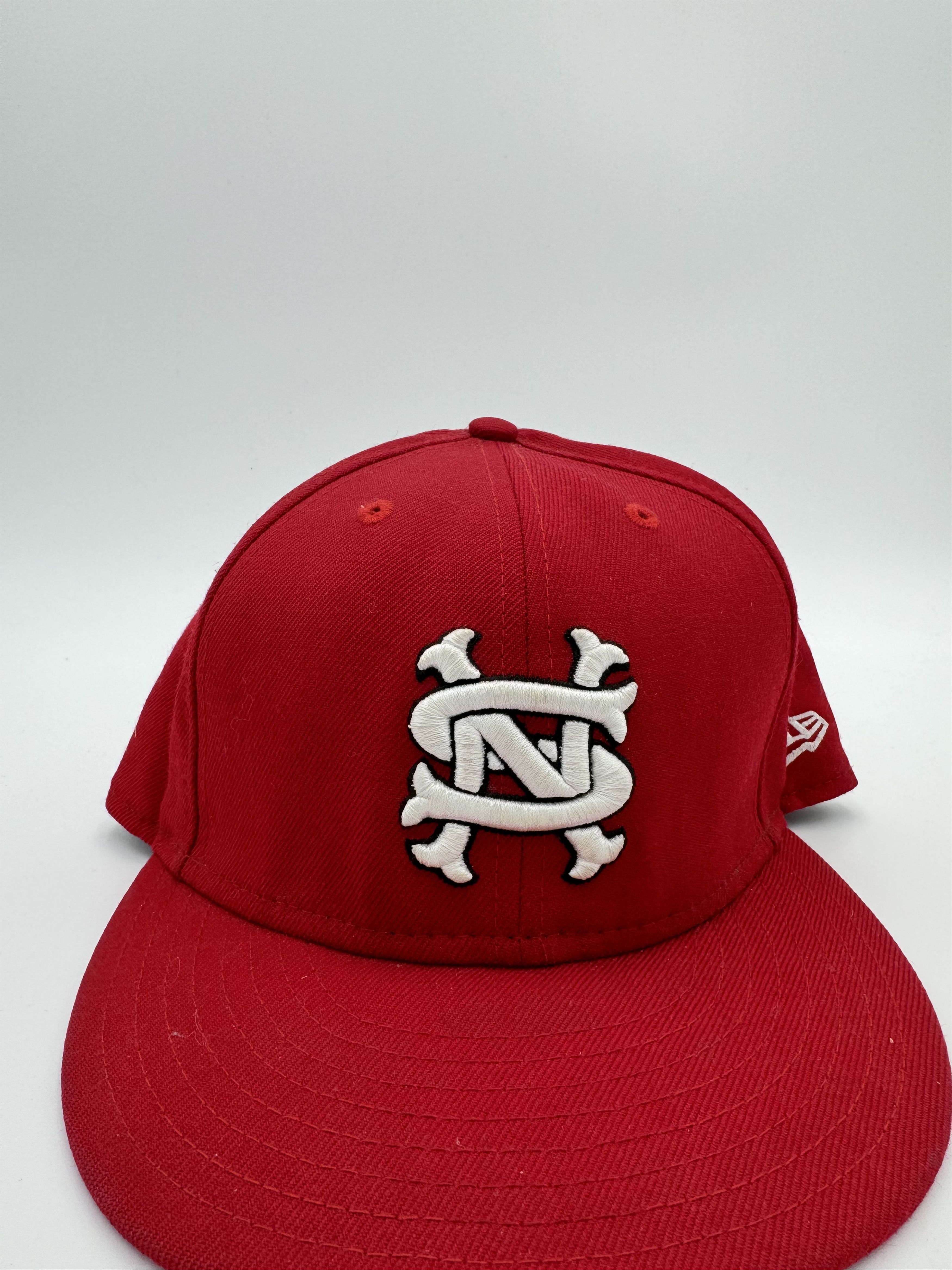 image of Supreme Neighborhood Fitted New Era 2008 Vintage in Red, Men's