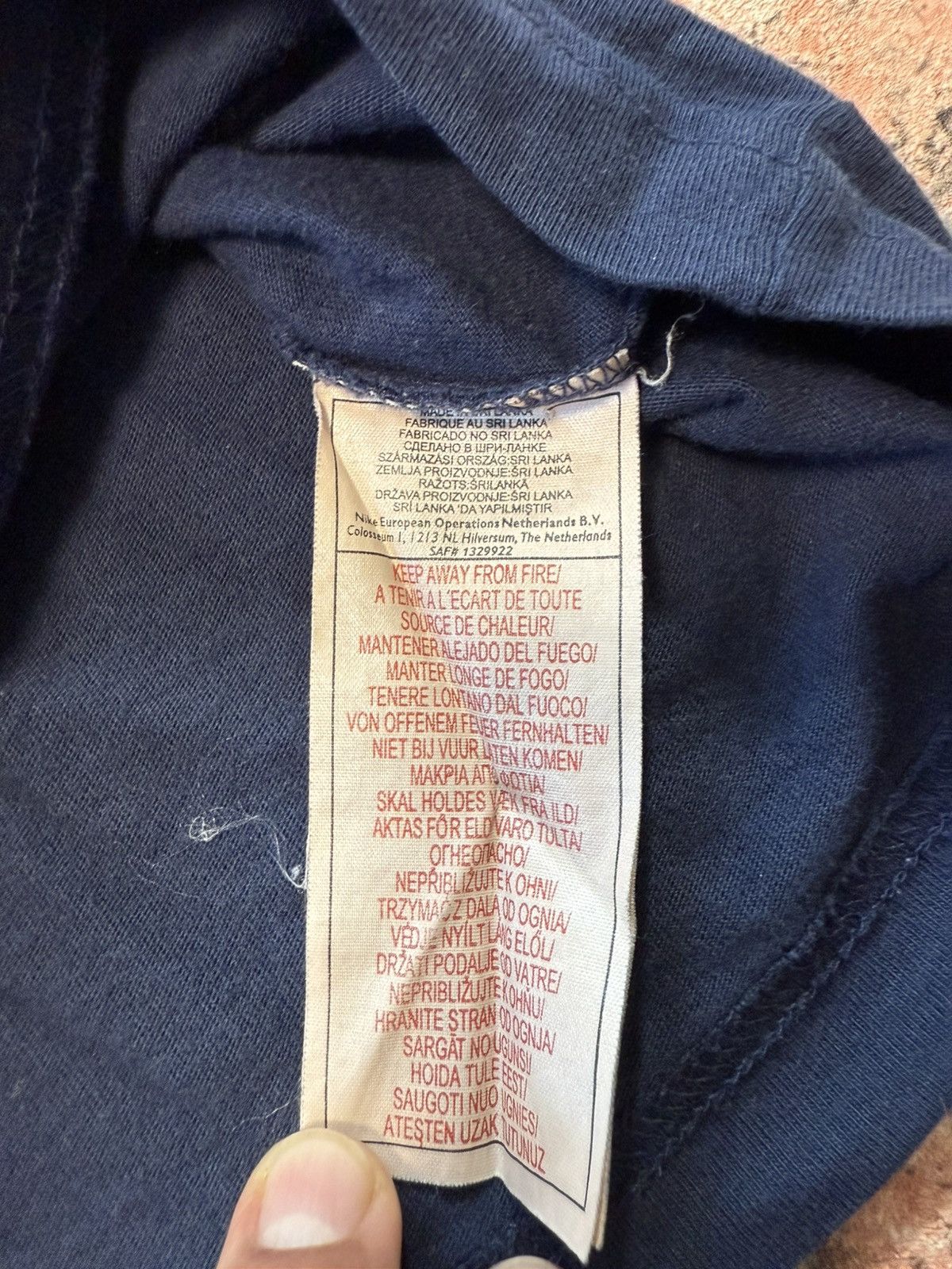 Other 90’s NIKE RARE BIG LOGO SWOOSH Y2K RETRO BAGGY TEE TSHIRT Size US XL / EU 56 / 4 - 6 Thumbnail
