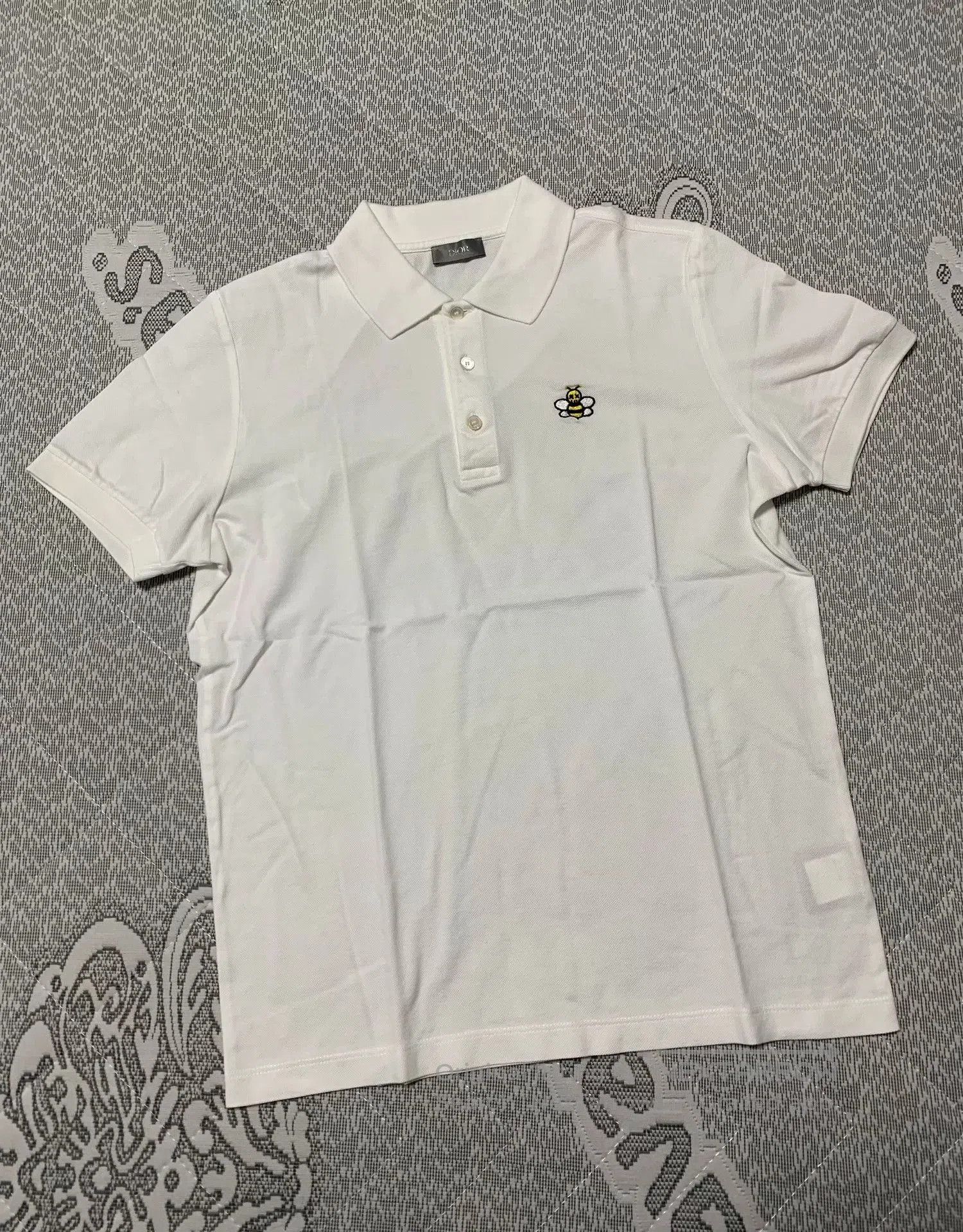 Dior Dior x Kaws Bee Embroidery Polo Shirt. Size US M / EU 48-50 / 2 - 1 Thumbnail