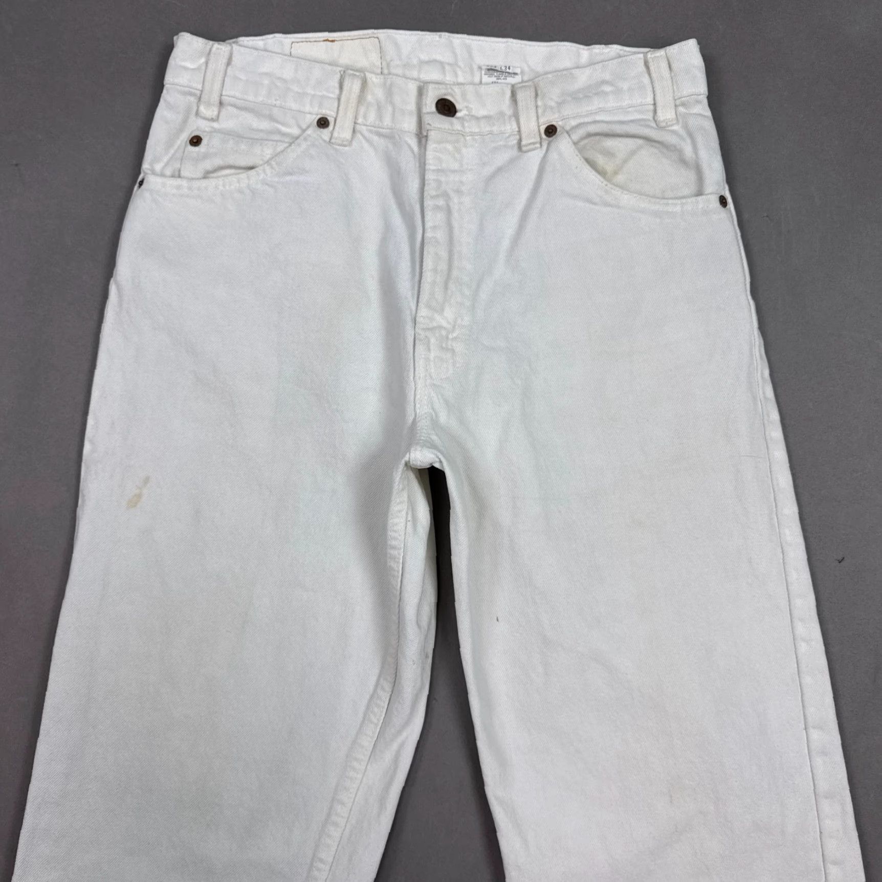 Levi's VINTAGE Levi's 550 Jeans Mens 32x35 White 90s Orange Tab Made USA Pant 550 (Tag33x34) Shirt Size US 33 - 2 Thumbnail