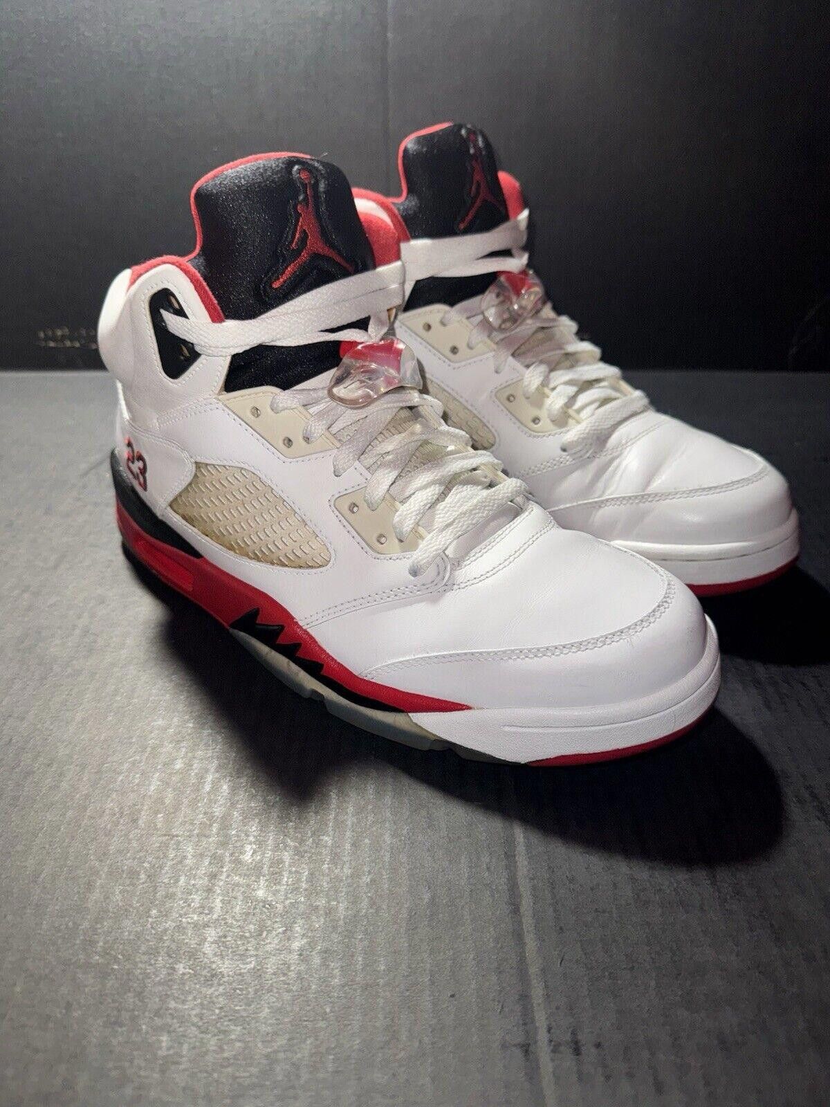 Jordan Brand Nike Air Jordan 5 Retro Fire Red Black 136027-120 Sz 11 Size US 11 / EU 44 - 2 Thumbnail