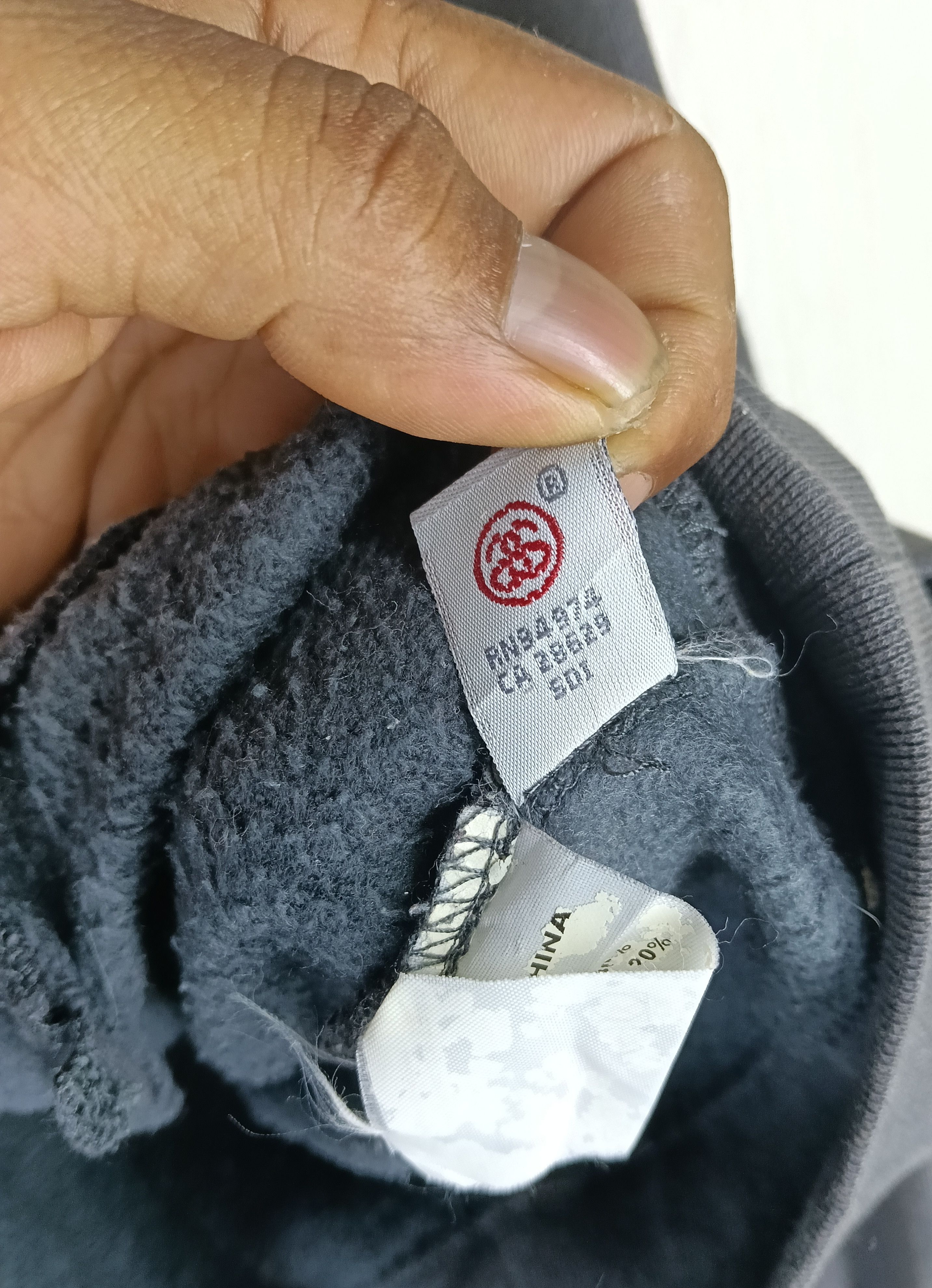 Stussy Rare Vintage 90s Stussy Tribal International Skulls Hoodie Size US L / EU 52-54 / 3 - 9 Thumbnail