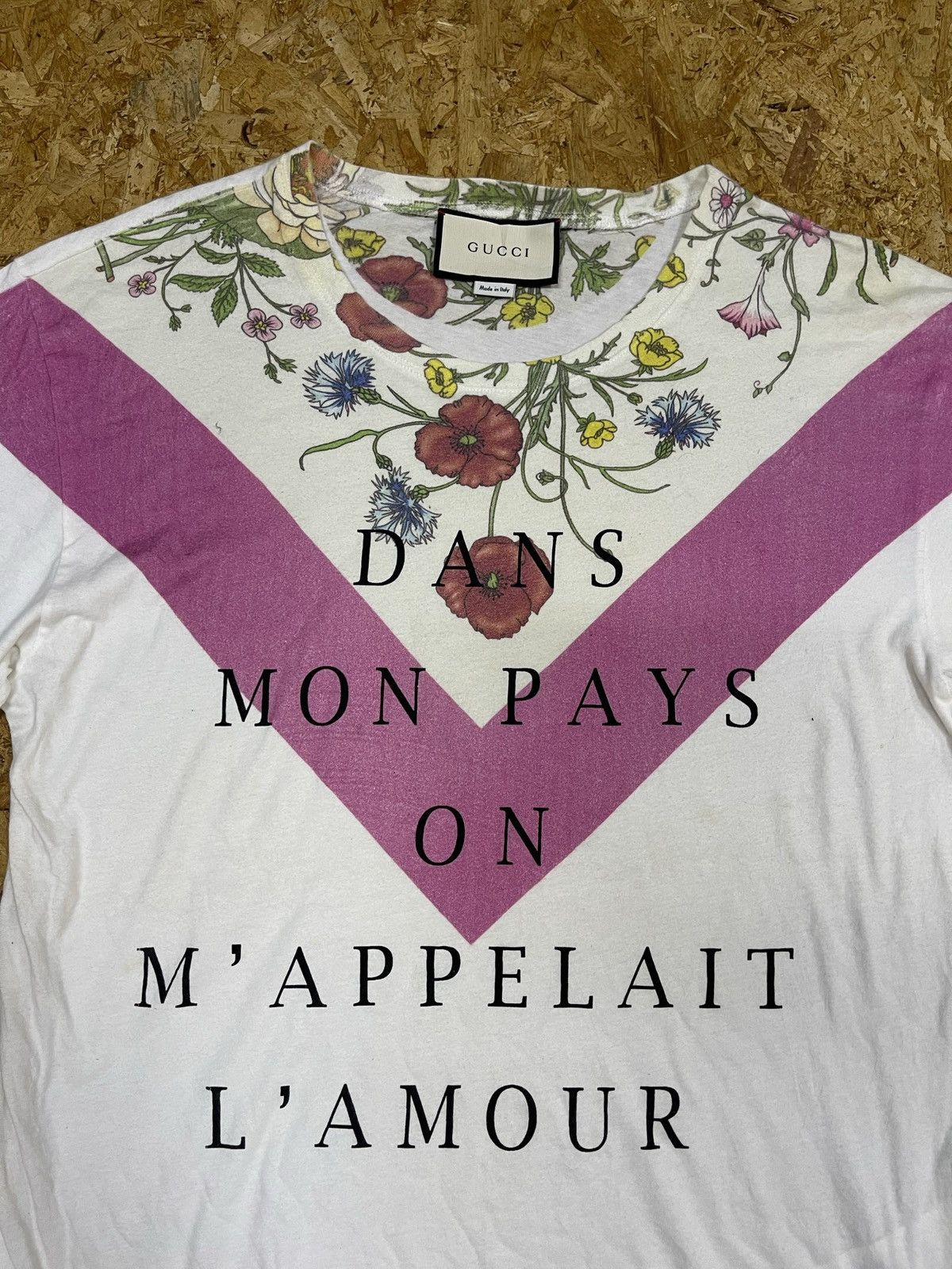 Gucci GUCCI WHITE PINK FLORAL GRAPHIC LUXURY T SHIRT Size US L / EU 52-54 / 3 - 3 Thumbnail