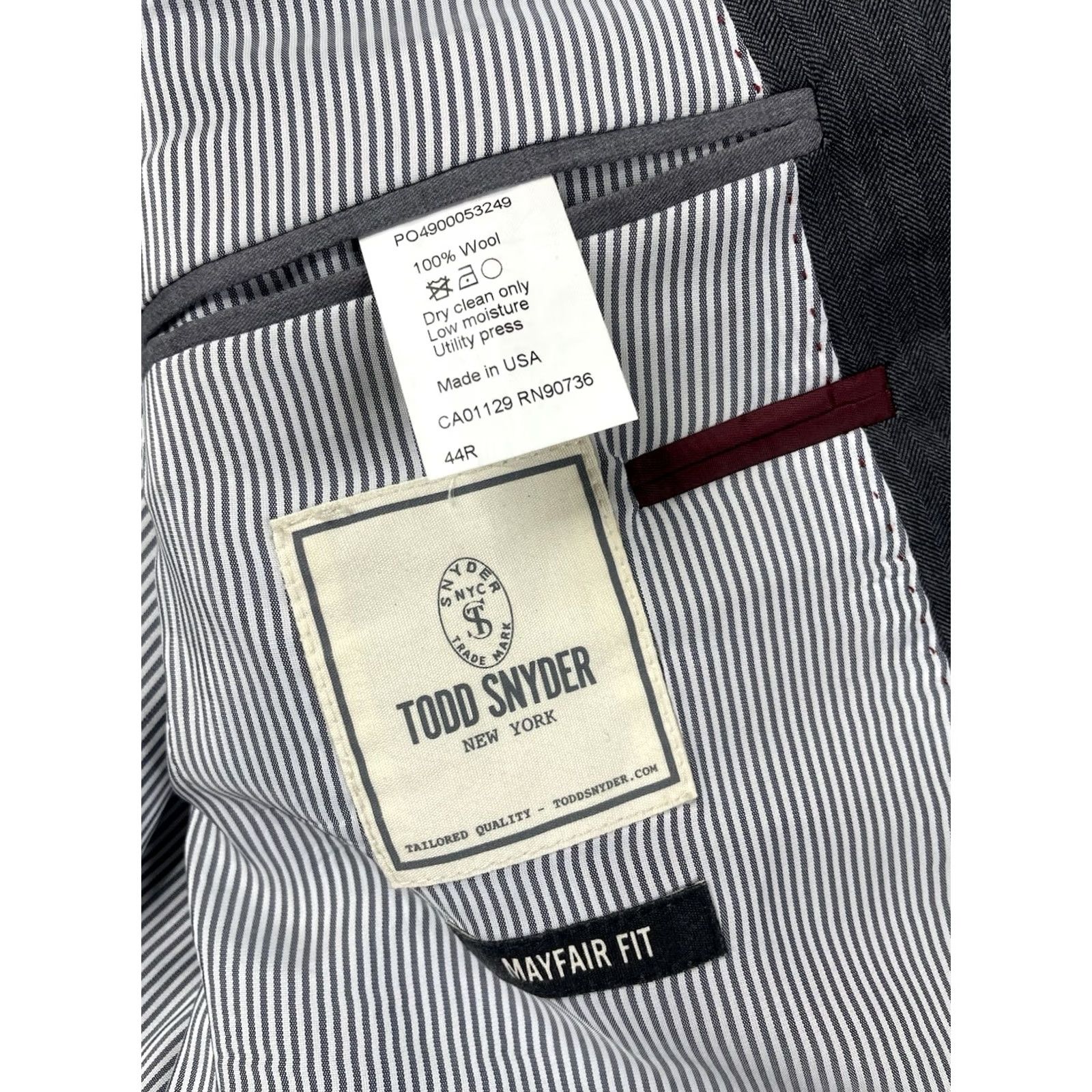 Todd Snyder Todd Snyder Mayfair Fit Blazer Jacket 44R Wool Gray Herringbone Double-Vented Notch Lapel Single-Breasted Two-Button Front Dress Coat Mens"} Size 44R - 3 Thumbnail