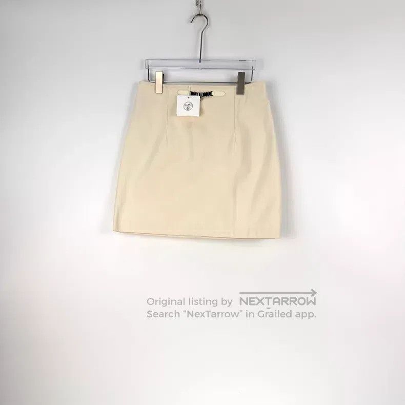 Hermes Hermes Off-white metal leather decoration half skirt Size 39" - 3 Thumbnail