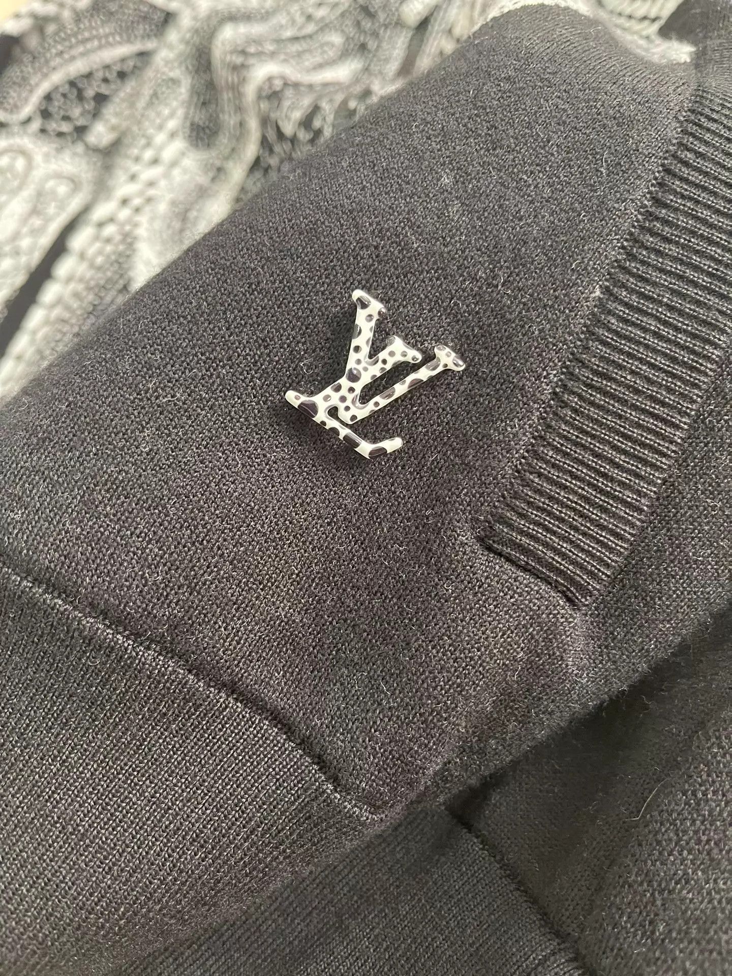 Louis Vuitton LV x Yayoi Kusama Wool Jacket M Worn Once Authentic Size US M / EU 48-50 / 2 - 3 Thumbnail
