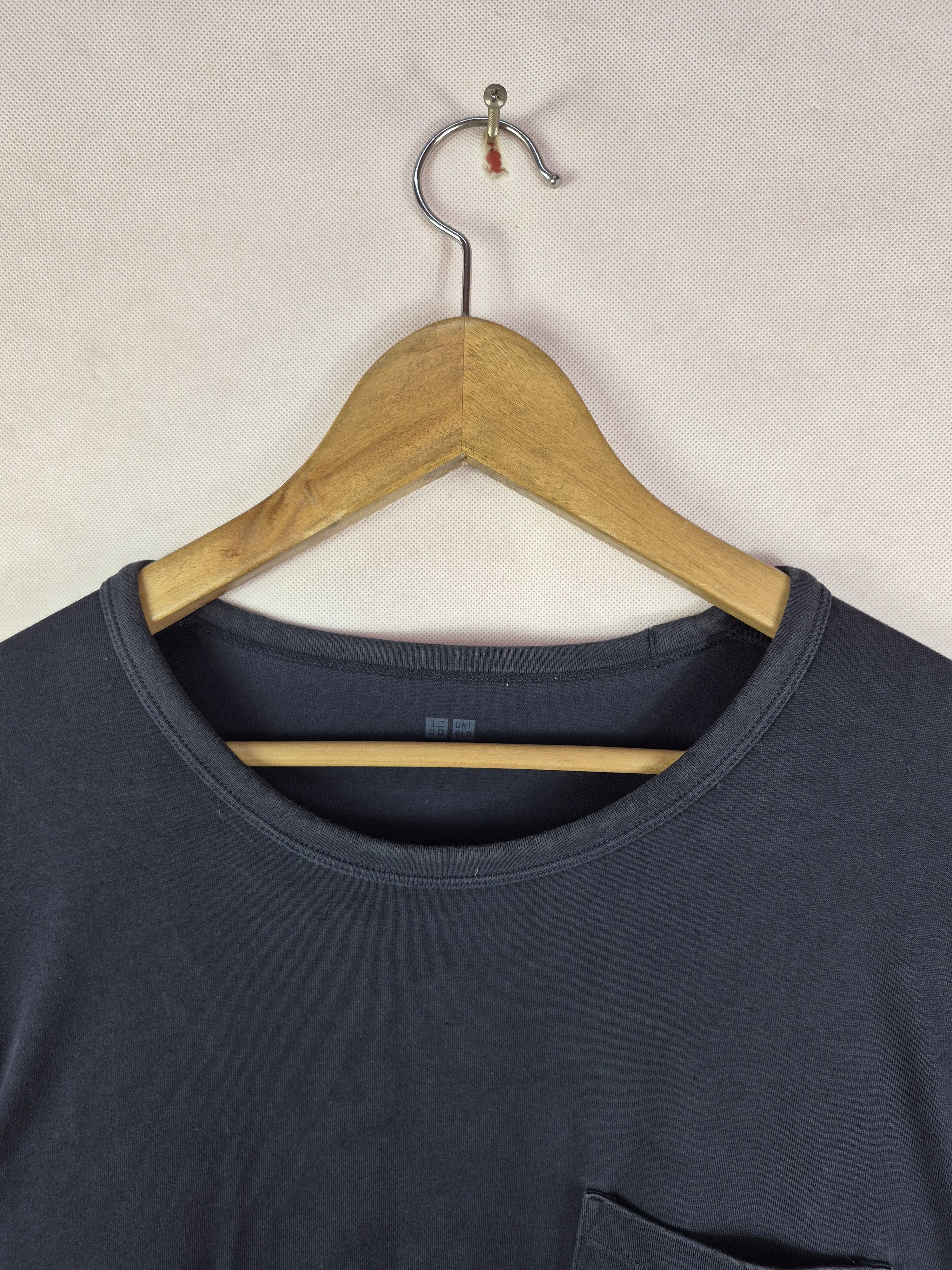 Japanese Brand 🔥 Uniqlo Airism Navy Plain Tee Size US XXL / EU 58 / 5 - 3 Thumbnail