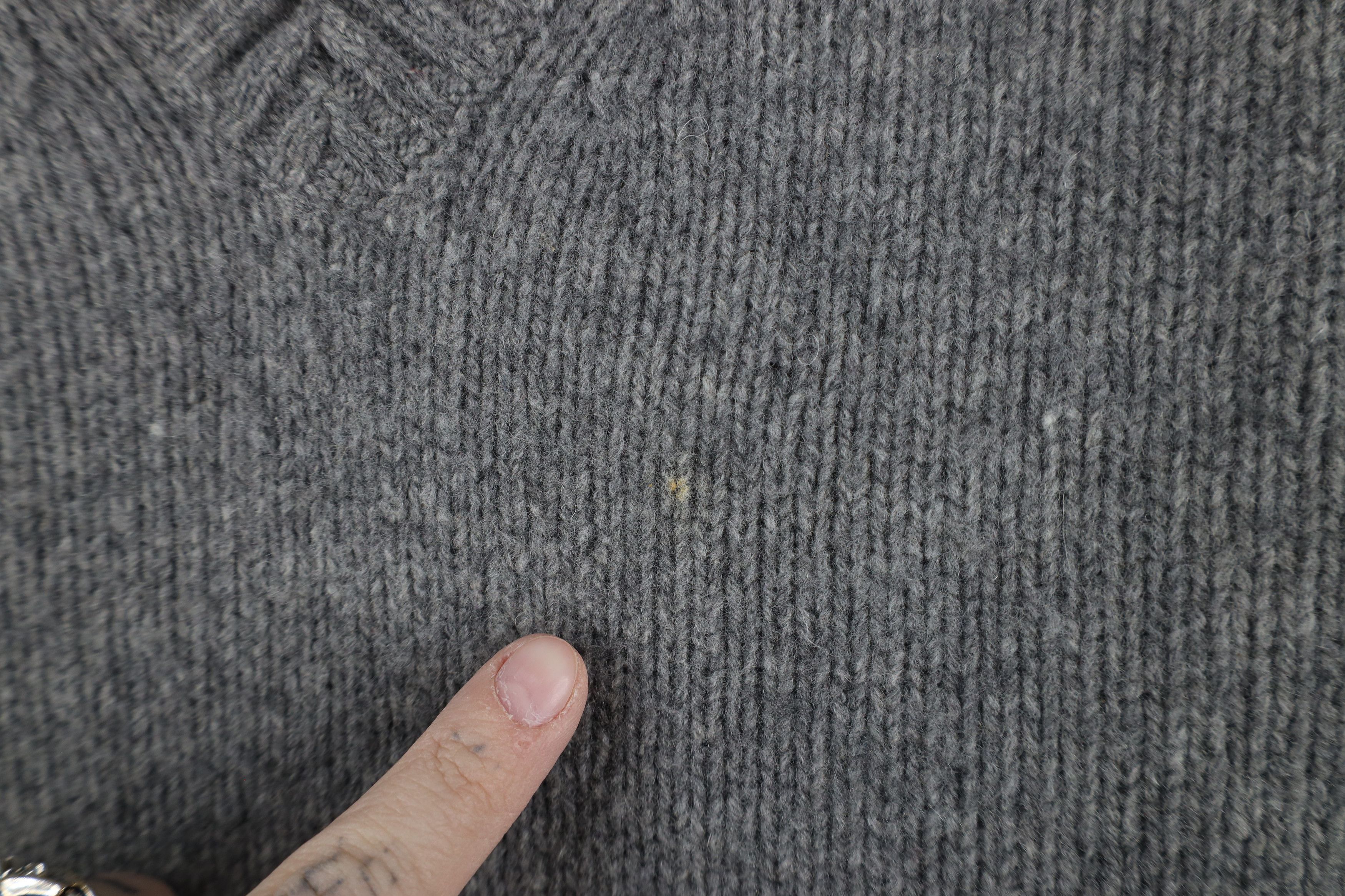 Gap × Vintage Vintage 90s Gap Lambswool Knit V-Neck Sweater Heather Gray Size US XS / EU 42 / 0 - 4 Thumbnail