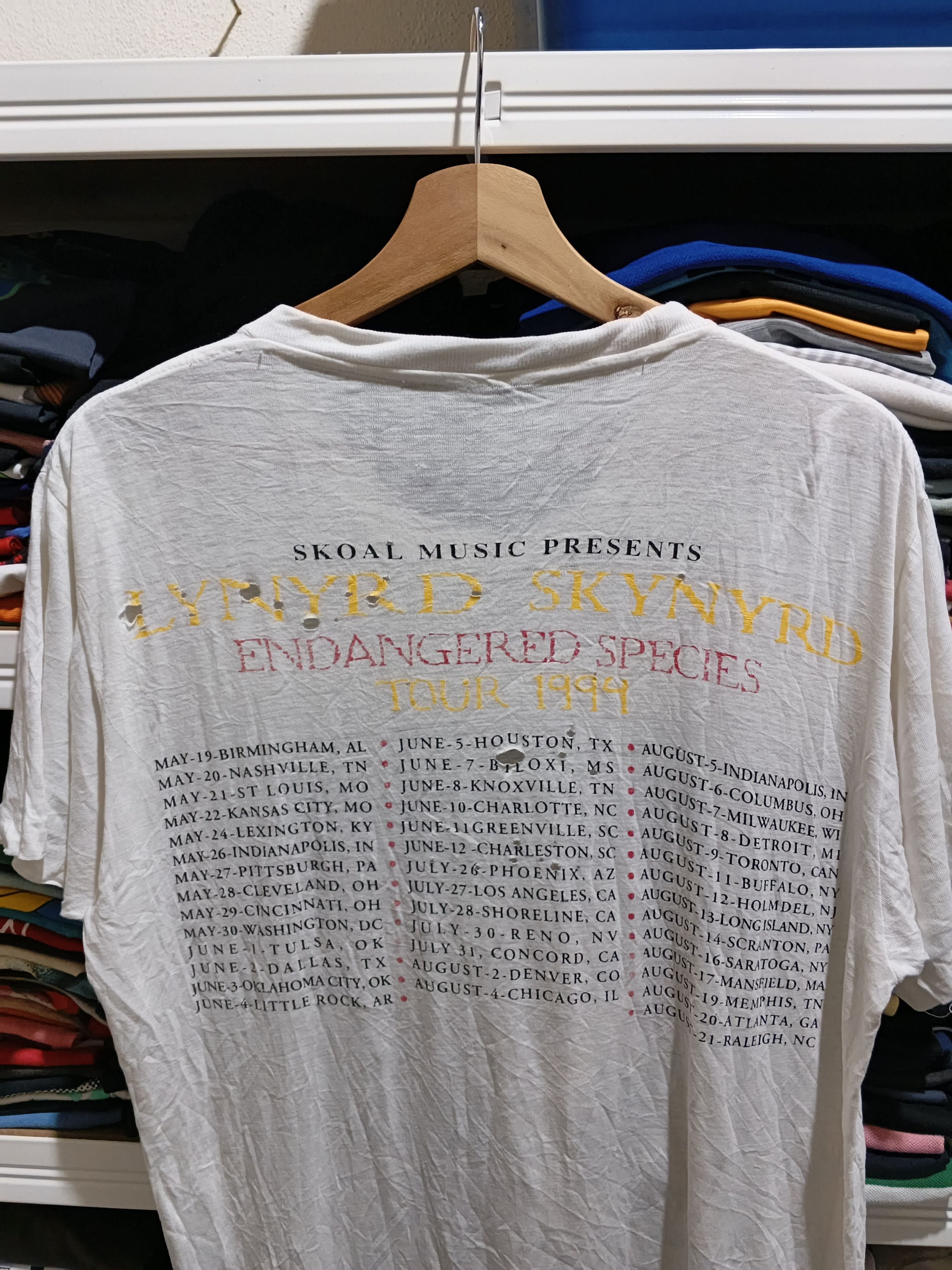 Band Tees Vintage Lynyrd Skynyrd Endangered Species Tour 1994 Size US L / EU 52-54 / 3 - 4 Thumbnail