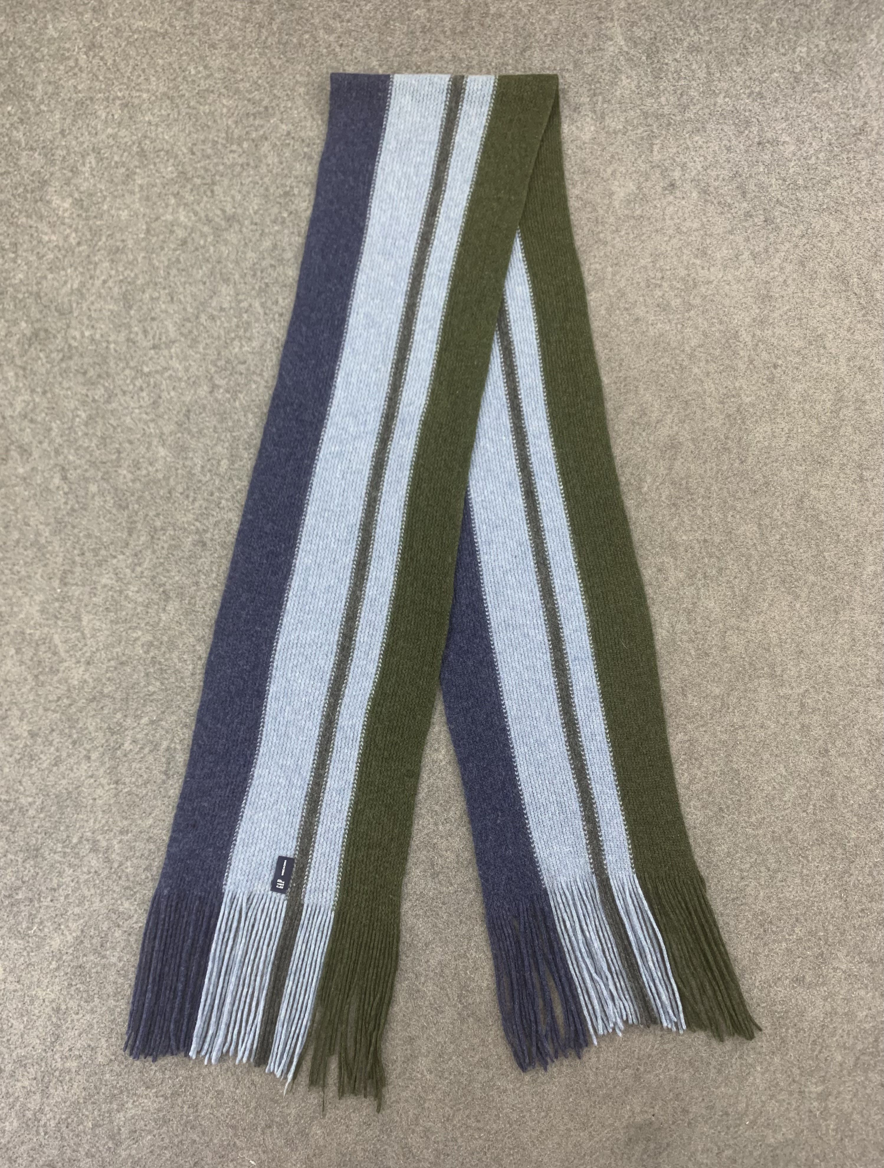 Gap Gap Scarf Wool Muffler Neck Wrap BL9254 Size ONE SIZE - 4 Thumbnail