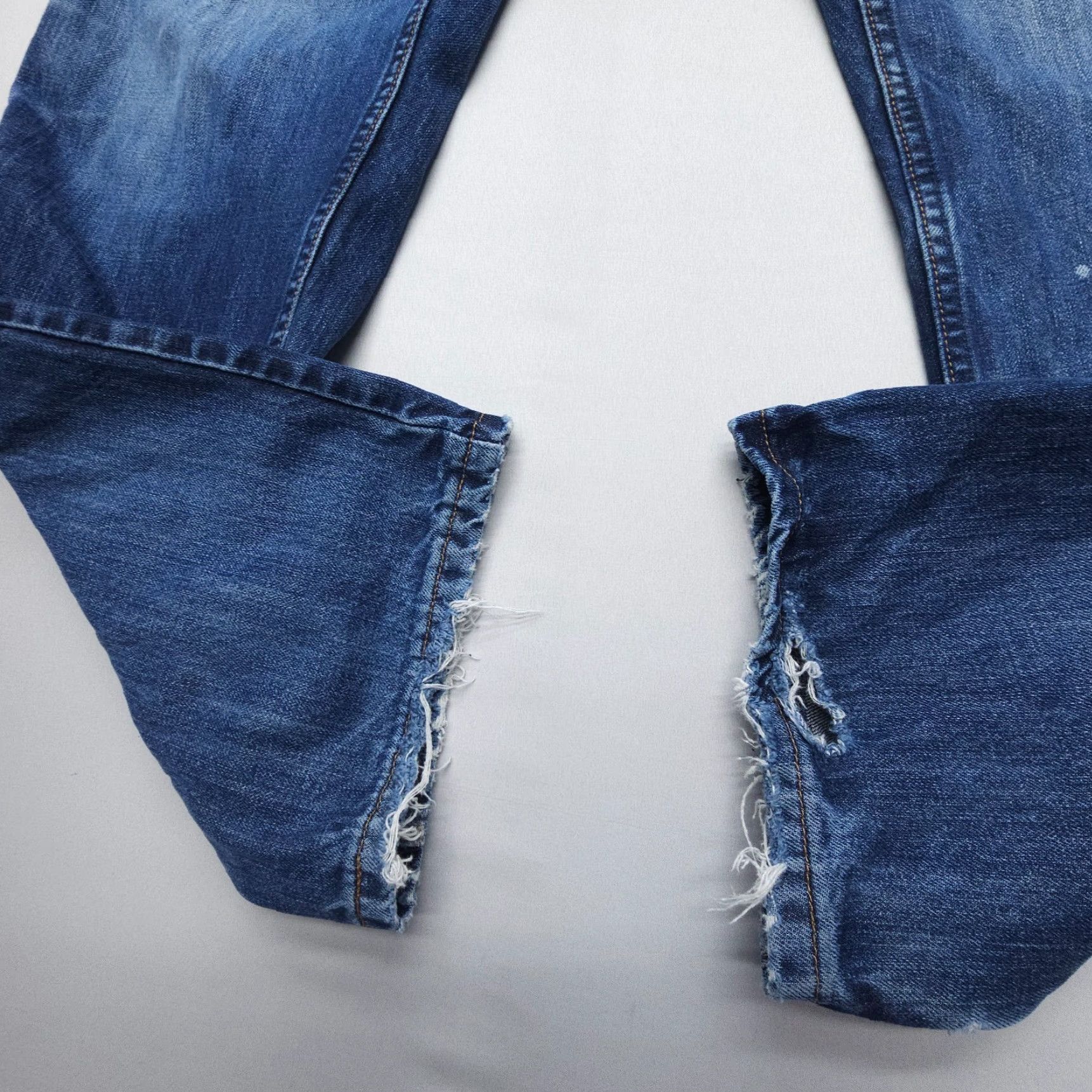 Nautica Vtg Nautica Straight Jeans Mens 40 x 32 Dark Wash Distressed 2000's Denim Size US 40 / EU 56 - 4 Thumbnail