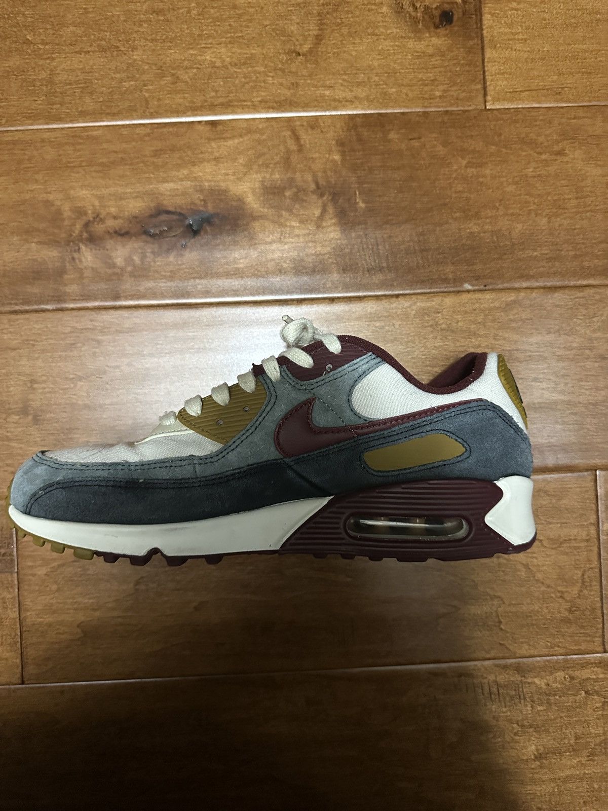 Nike Air Max 90s Size US 11 / EU 44 - 1 Thumbnail