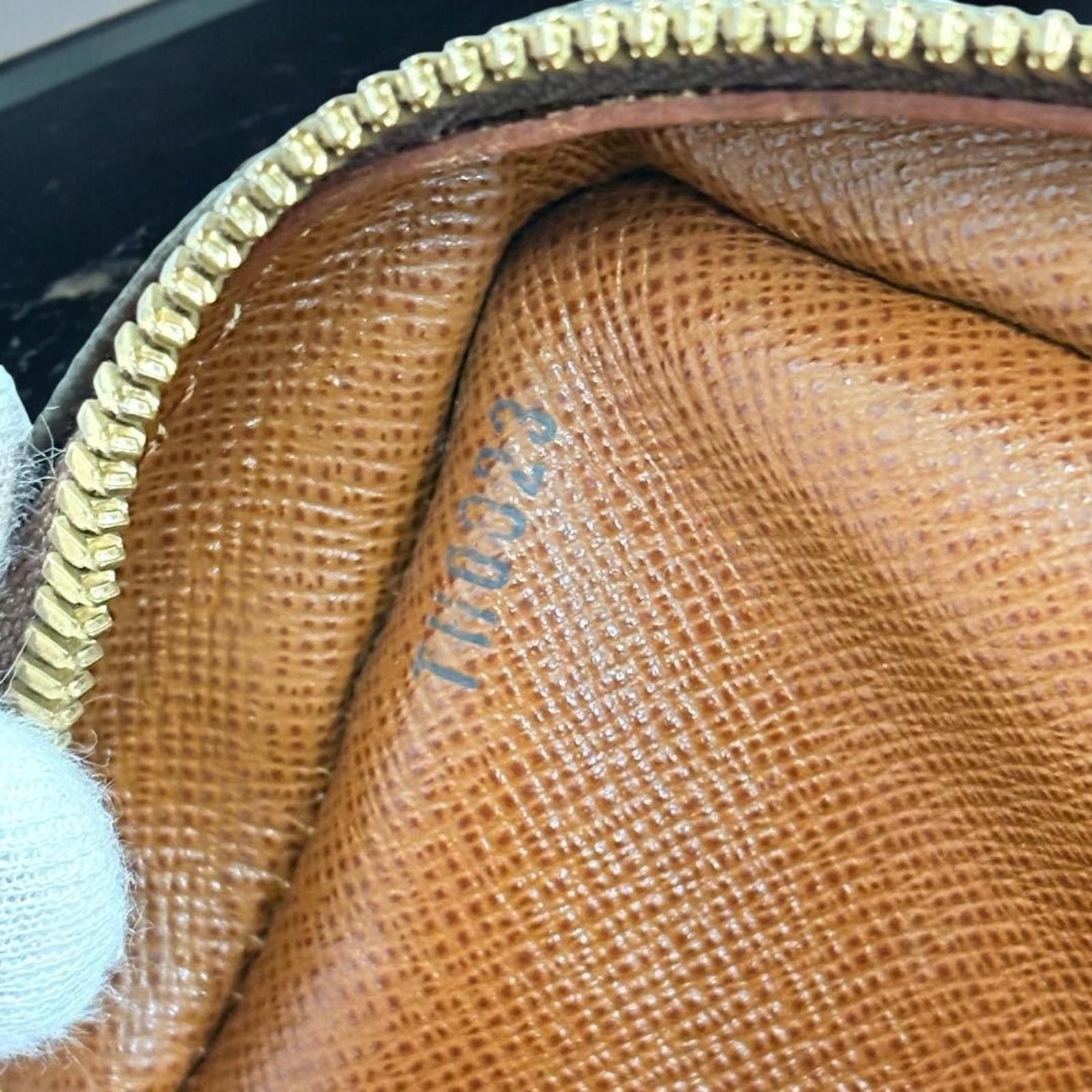 Louis Vuitton Louis Vuitton - Men's Monogram Canvas Briefcase Size ONE SIZE - 5 Thumbnail