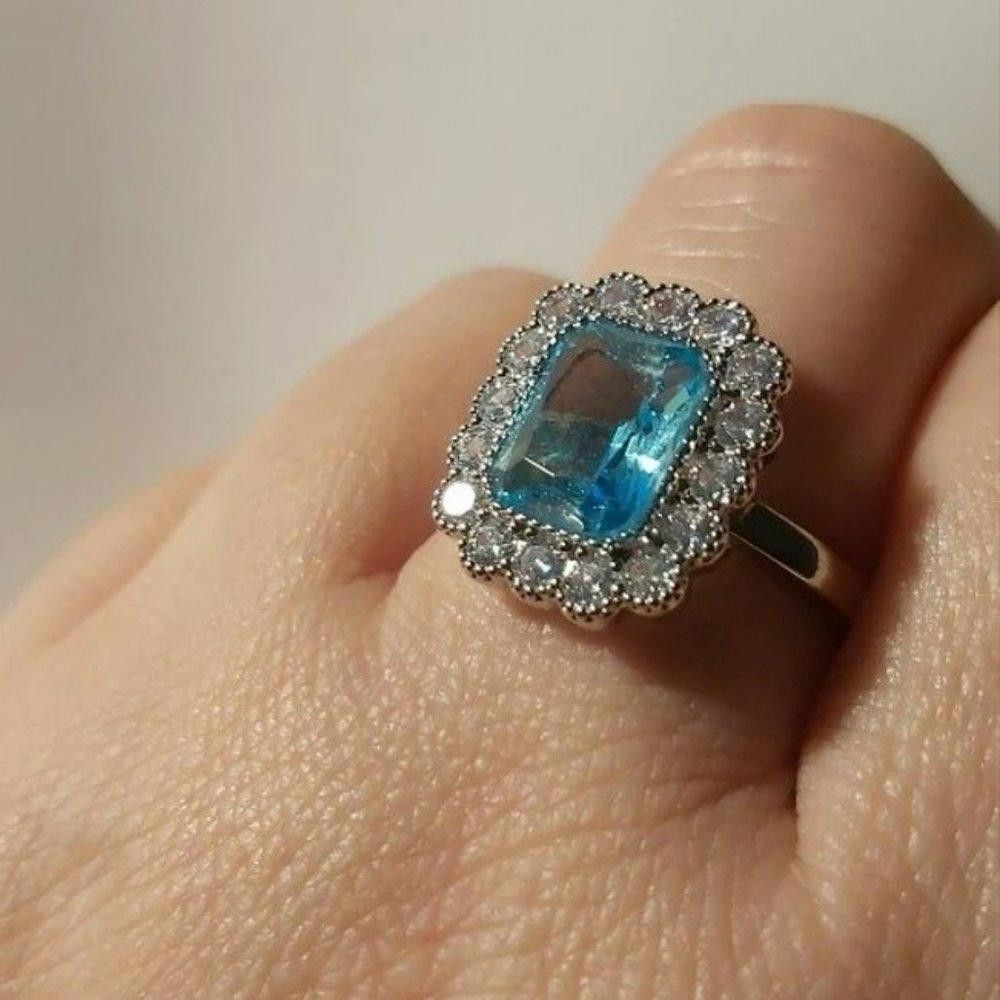 Designer Blue Inlaid Aquamarine Rhinestone Silver Ring - Size 5 Size ONE SIZE - 7 Thumbnail