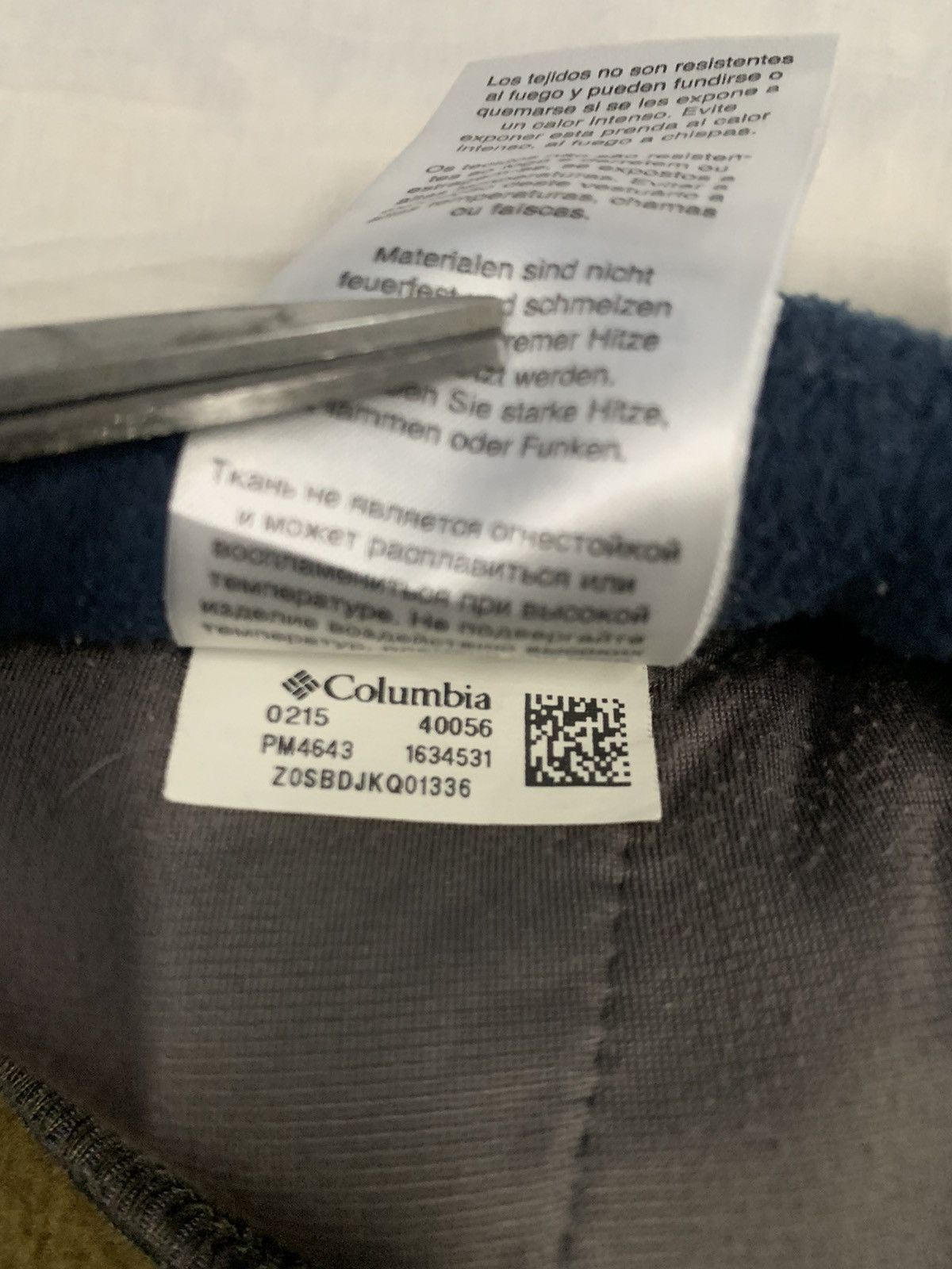 Columbia Columbia Sportwear Adjustable Waist Fleece Short Pants Size US 32 / EU 48 - 19 Thumbnail