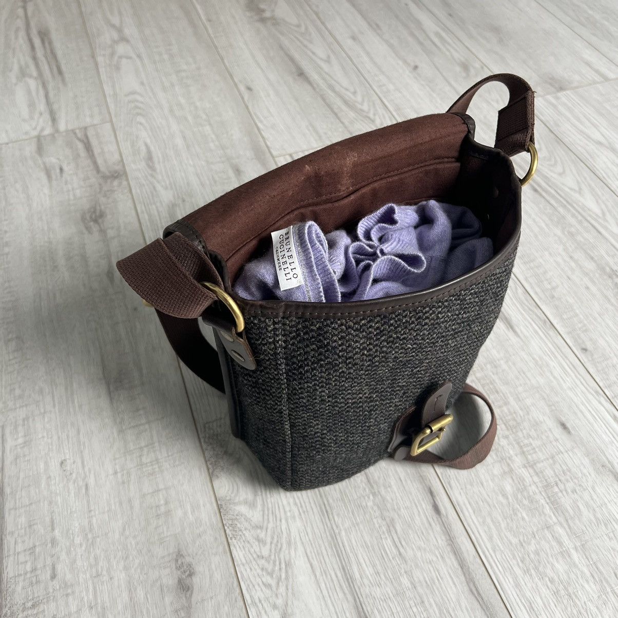 Harris Tweed Harris Tweed Luxury Vintage Bag Hand Woven Natural Materials Size ONE SIZE - 5 Thumbnail