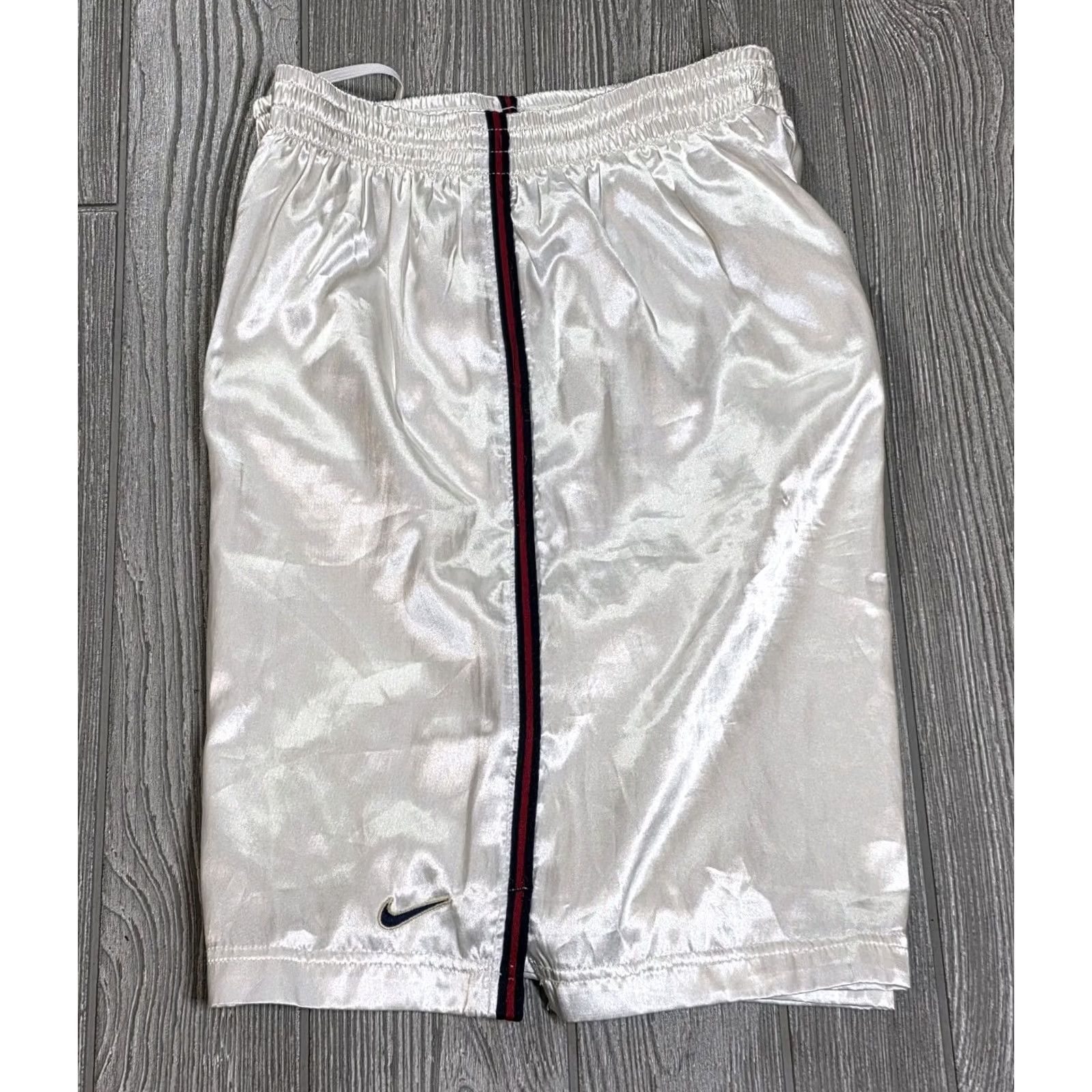 Nike VTG Nike 90s USA White Satin Nylon Soccer Shorts Red Blue Stripe Mens M Rare HTF Shorts Size US 31 - 5 Thumbnail