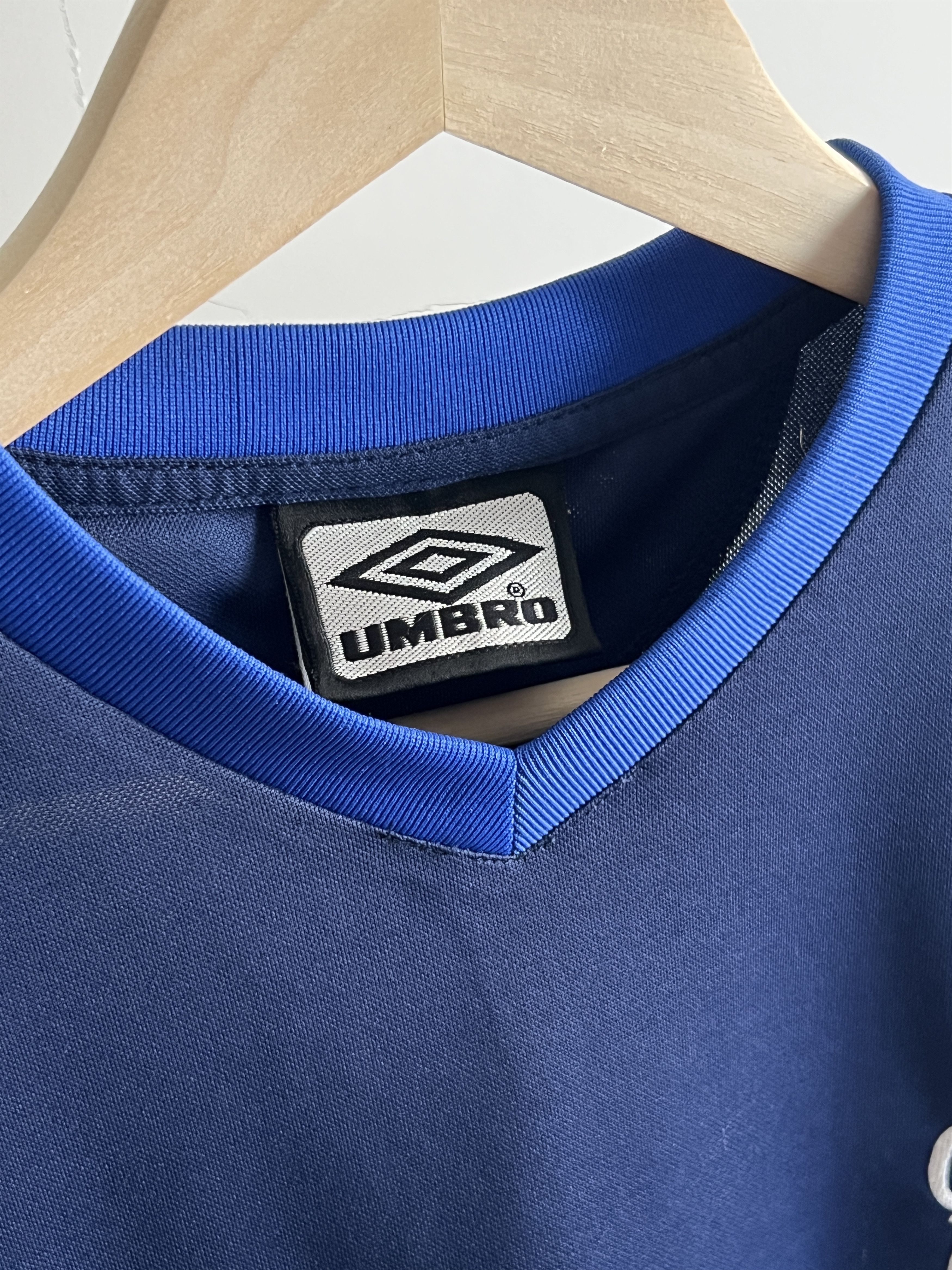 Umbro × Vintage Umbro 1999/2001 Chelsea London Home Soccer Jersey Vintage Size US M / EU 48-50 / 2 - 8 Thumbnail