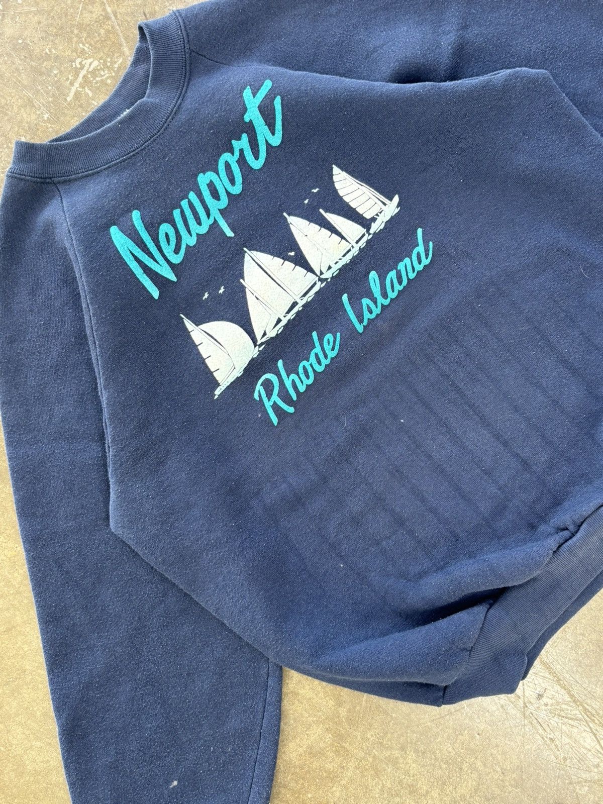 Vintage Vintage 90s Newport Rhode Island Vacation Graphic Crewneck S Size US M / EU 48-50 / 2 - 1 Thumbnail